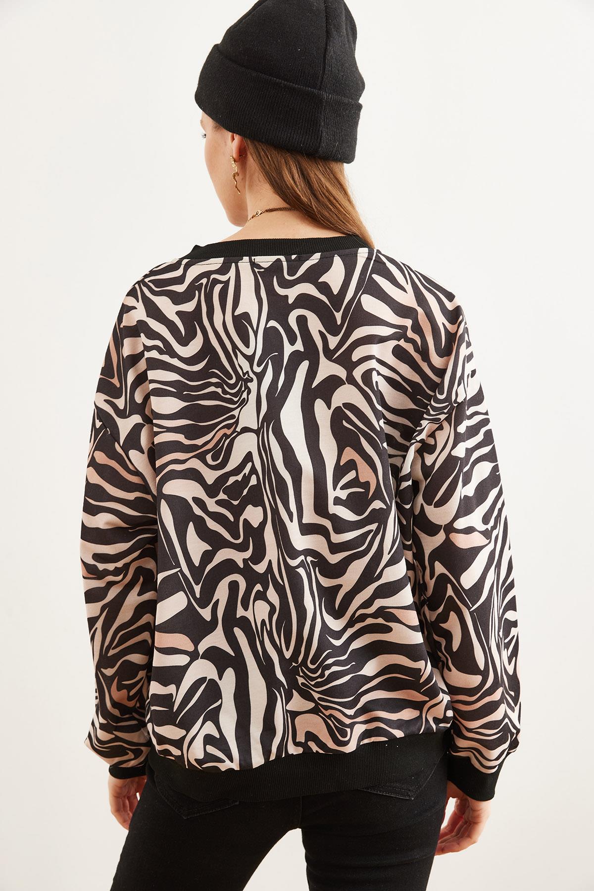 Basic Yumuşak Dokulu Salaş Sweatshirt Zebra Bej