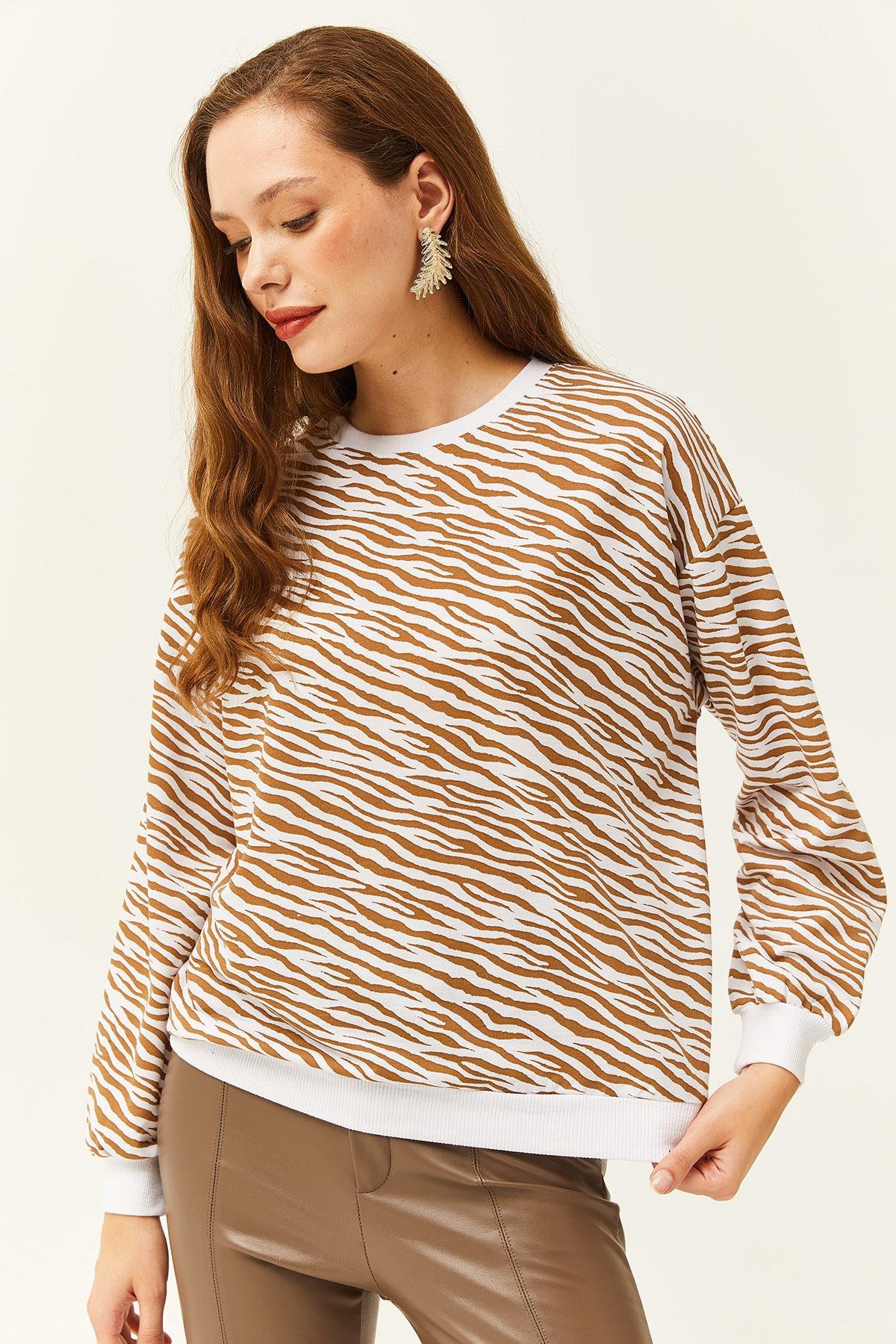 Basic Yumuşak Dokulu Salaş Sweatshirt Zebra Kahve