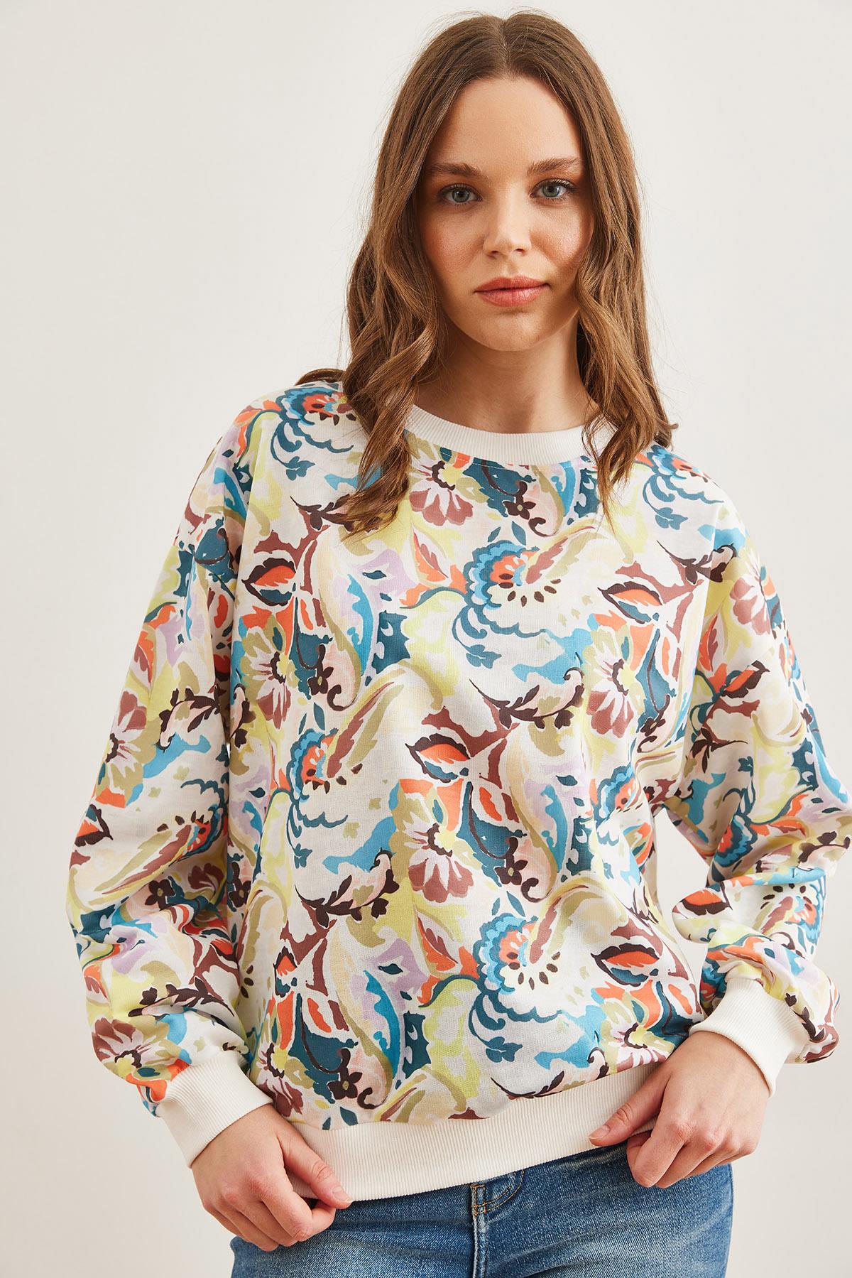 Basic Yumuşak Dokulu Salaş Sweatshirt Sulu Boya Ekru