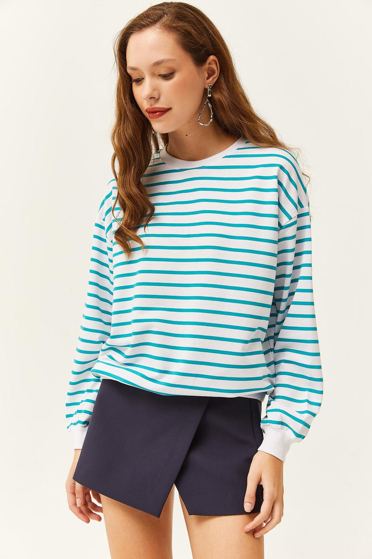 Basic Yumuşak Dokulu Salaş Sweatshirt Turkuaz