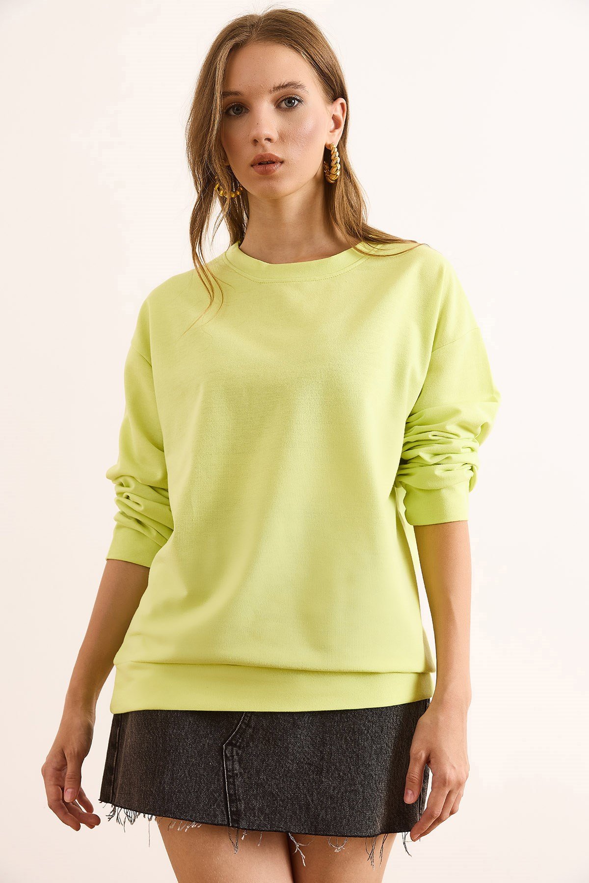 Basic Yumuşak Dokulu Salaş Sweatshirt Düz Neon Sarı