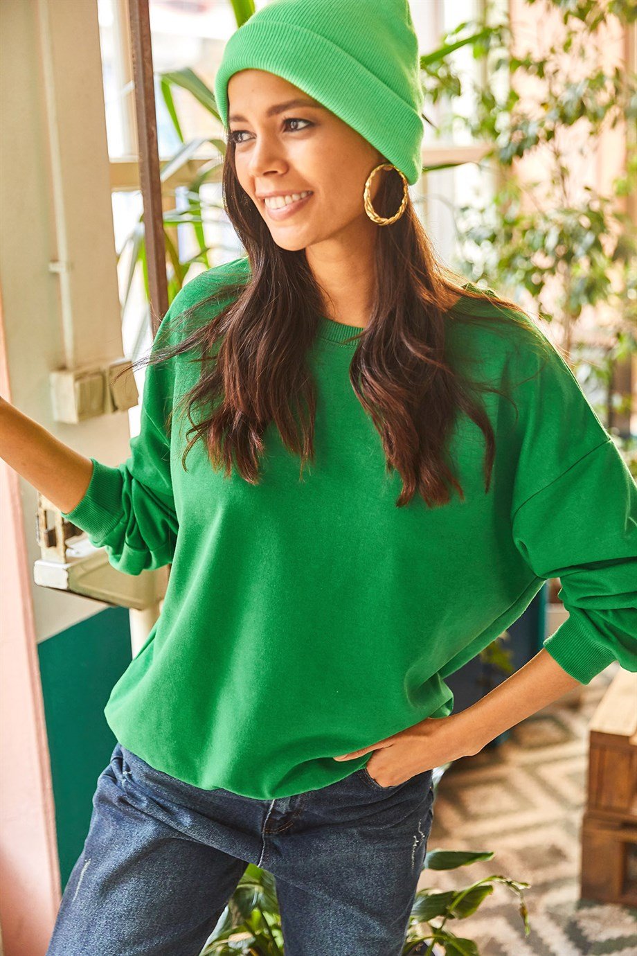 Basic Yumuşak Dokulu Salaş Sweatshirt Düz Çimen Yeşili