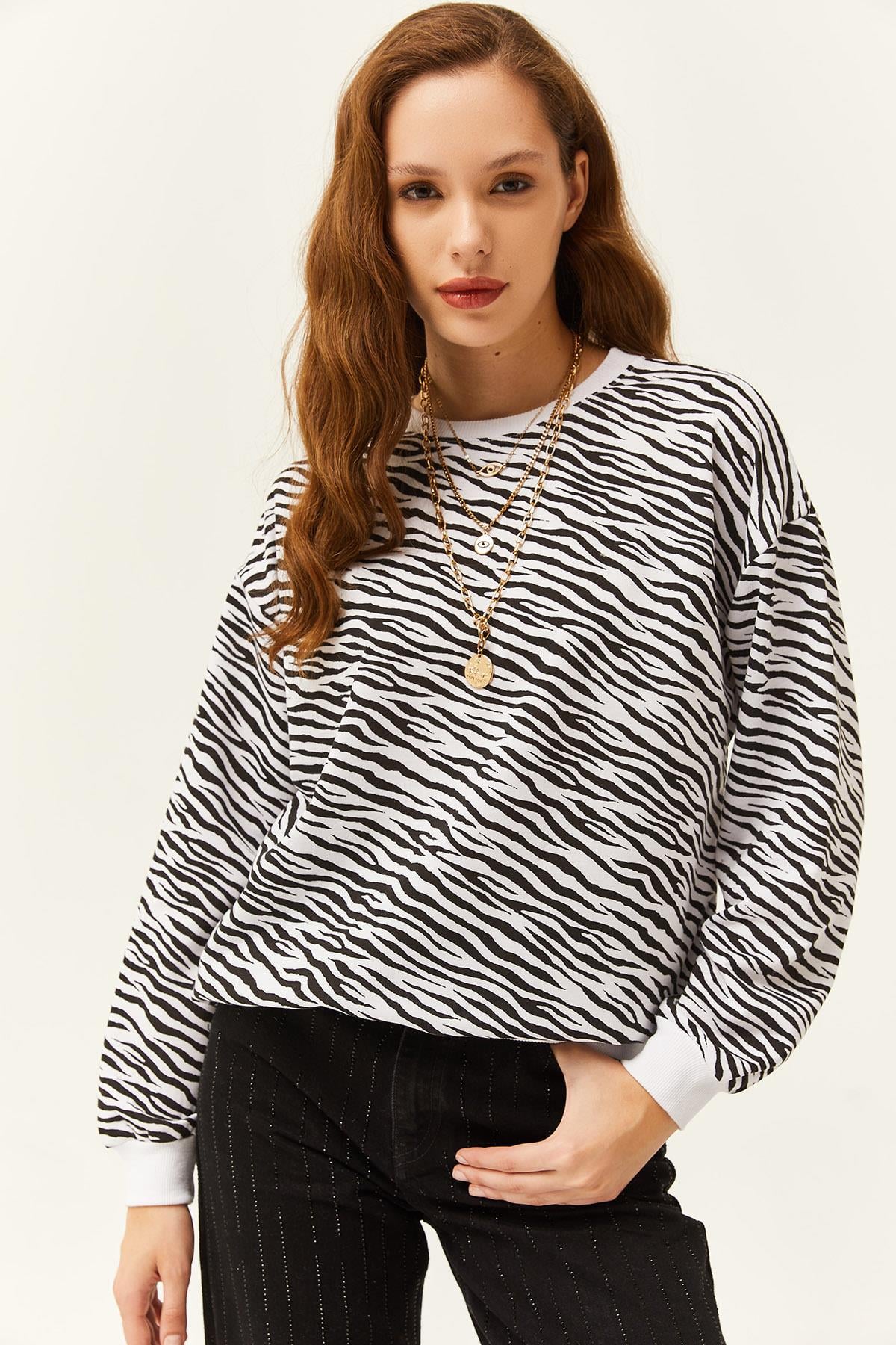 Basic Yumuşak Dokulu Salaş Sweatshirt Zebra Siyah
