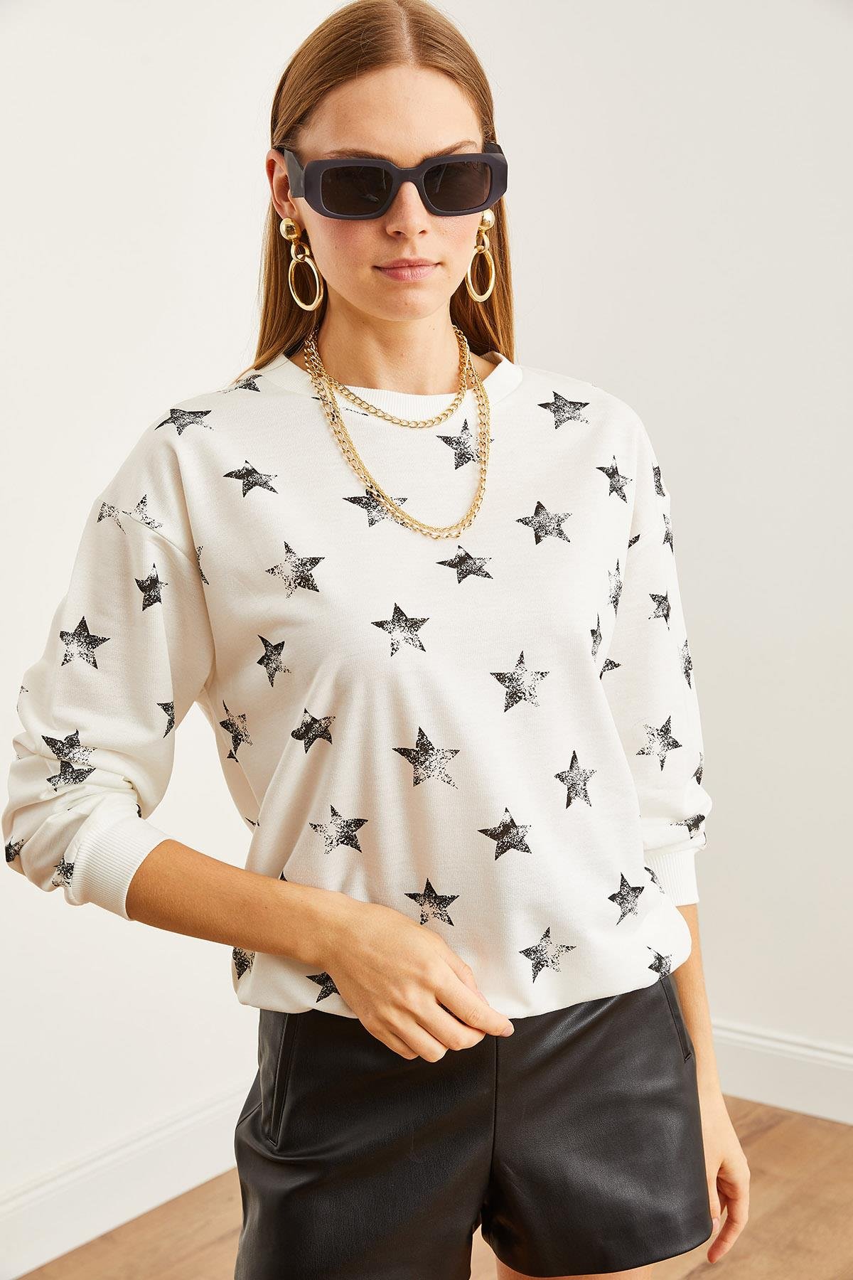 Basic Yumuşak Dokulu Salaş Sweatshirt Varak Beyaz