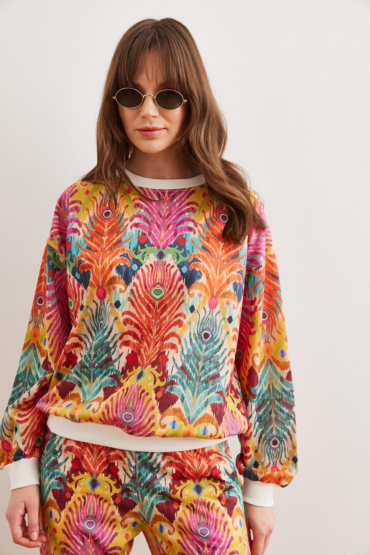 Basic Yumuşak Dokulu Salaş Sweatshirt Çam Çok Renkli