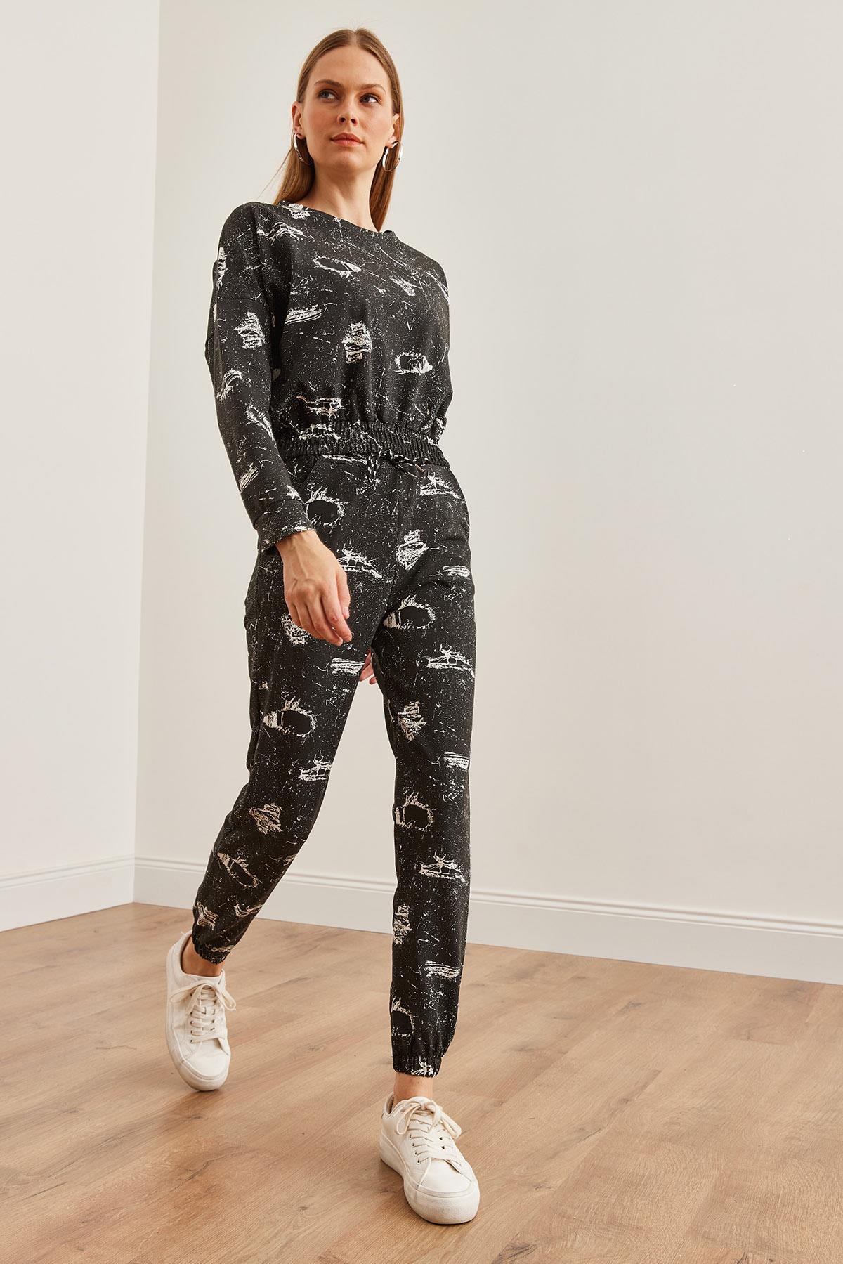 Baskılı Crop Sweatshirt'lü Eşofman Takımı Siyah