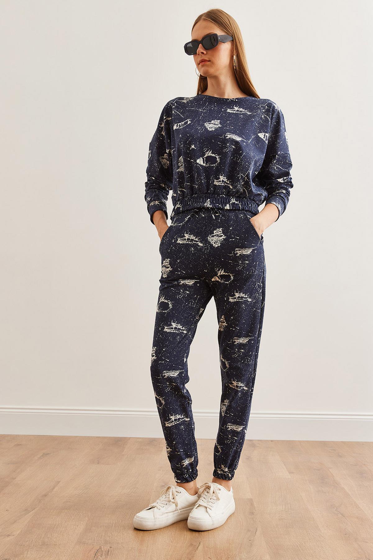 Baskılı Crop Sweatshirt'lü Eşofman Takımı Lacivert