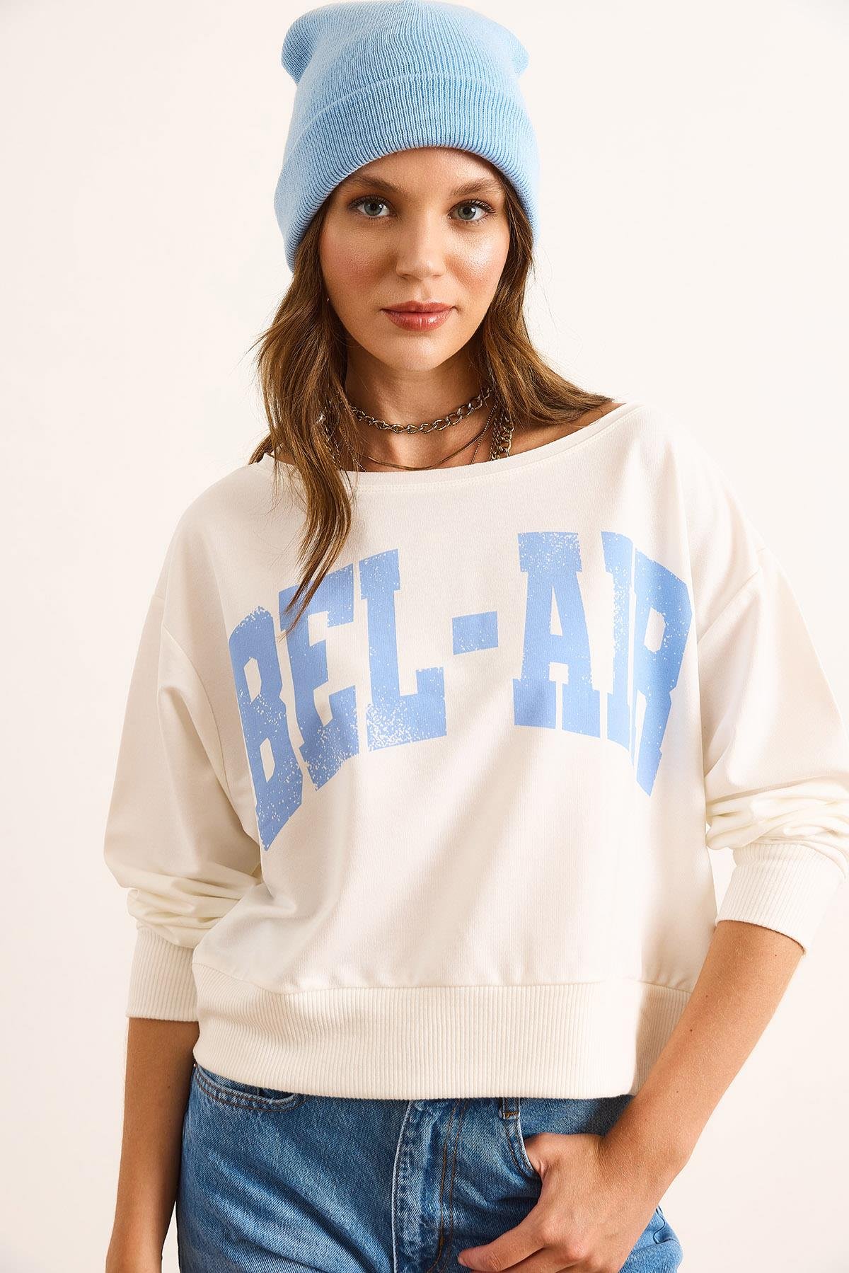 Bel Air Baskılı Kayık Yaka Sweatshirt Beyaz