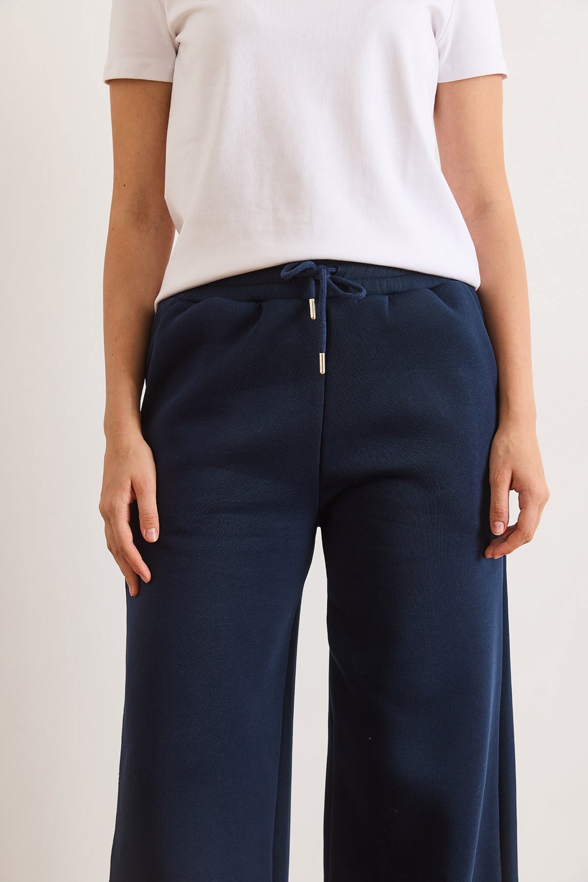 Beli Bağcıklı Cepli Wide Leg Şardonlu Kalın Eşofman Altı Lacivert