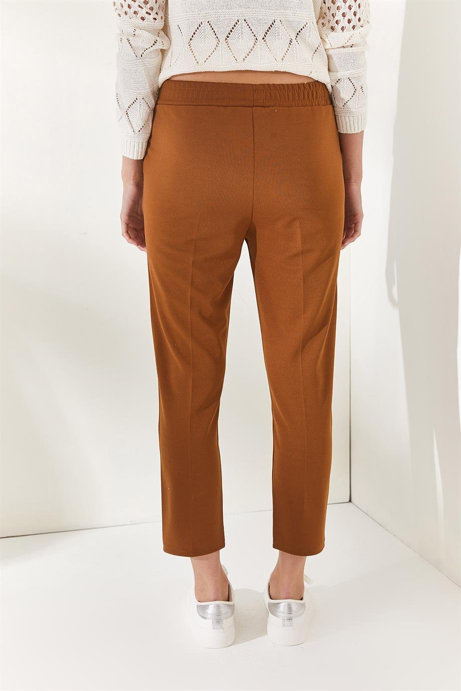 Beli Lastikli Cepli Havuç Pantolon Taba
