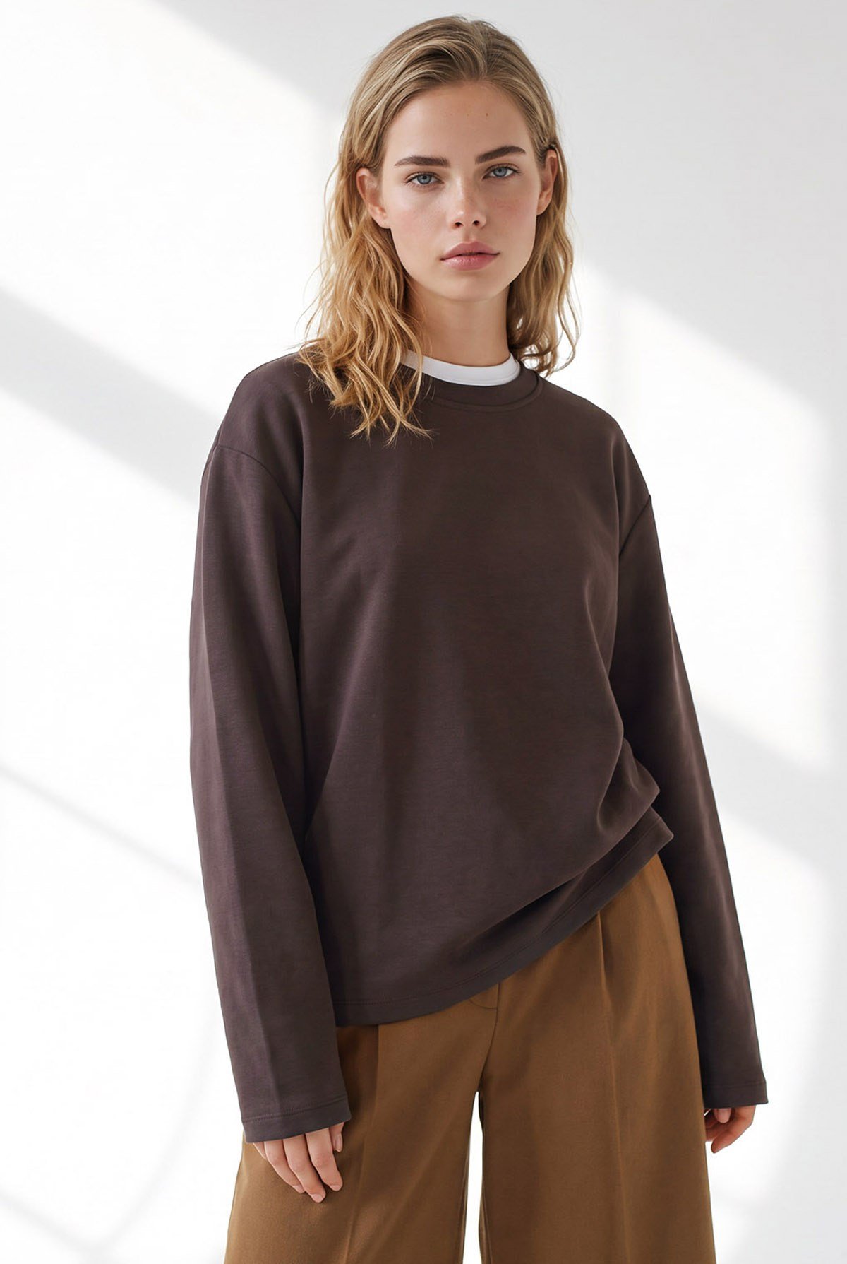 Bisiklet Yaka Modal Tuşeli Dökümlü Basic Sweatshirt Kahverengi