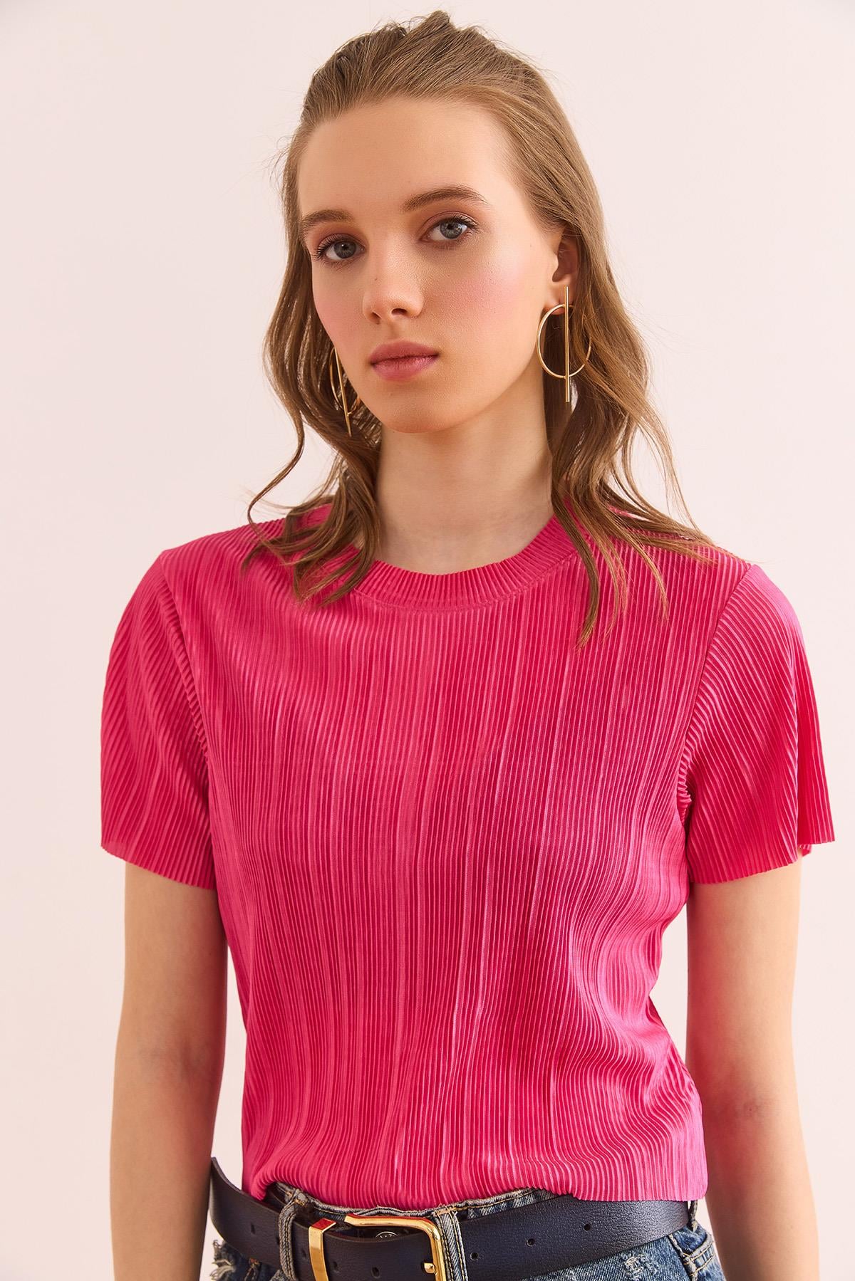 Bisiklet Yaka Pilise Crop Bluz Fuşya