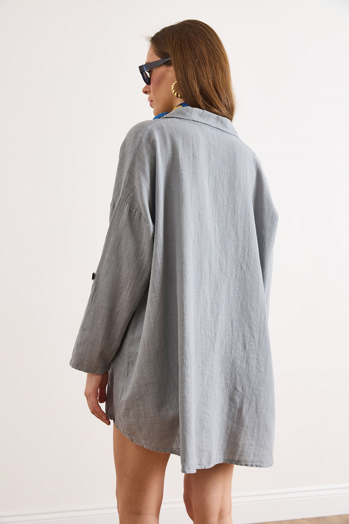 Boho Yanları Düğmeli Yıkamalı %100 Pamuk Loose Fit Gömlek Gri