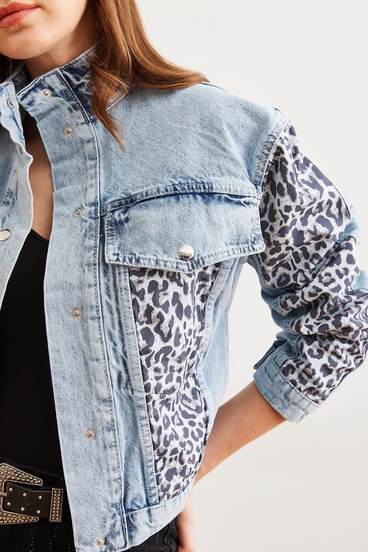 Cep Kapaklı Leopar Detaylı Premium Denim Ceket Mavi