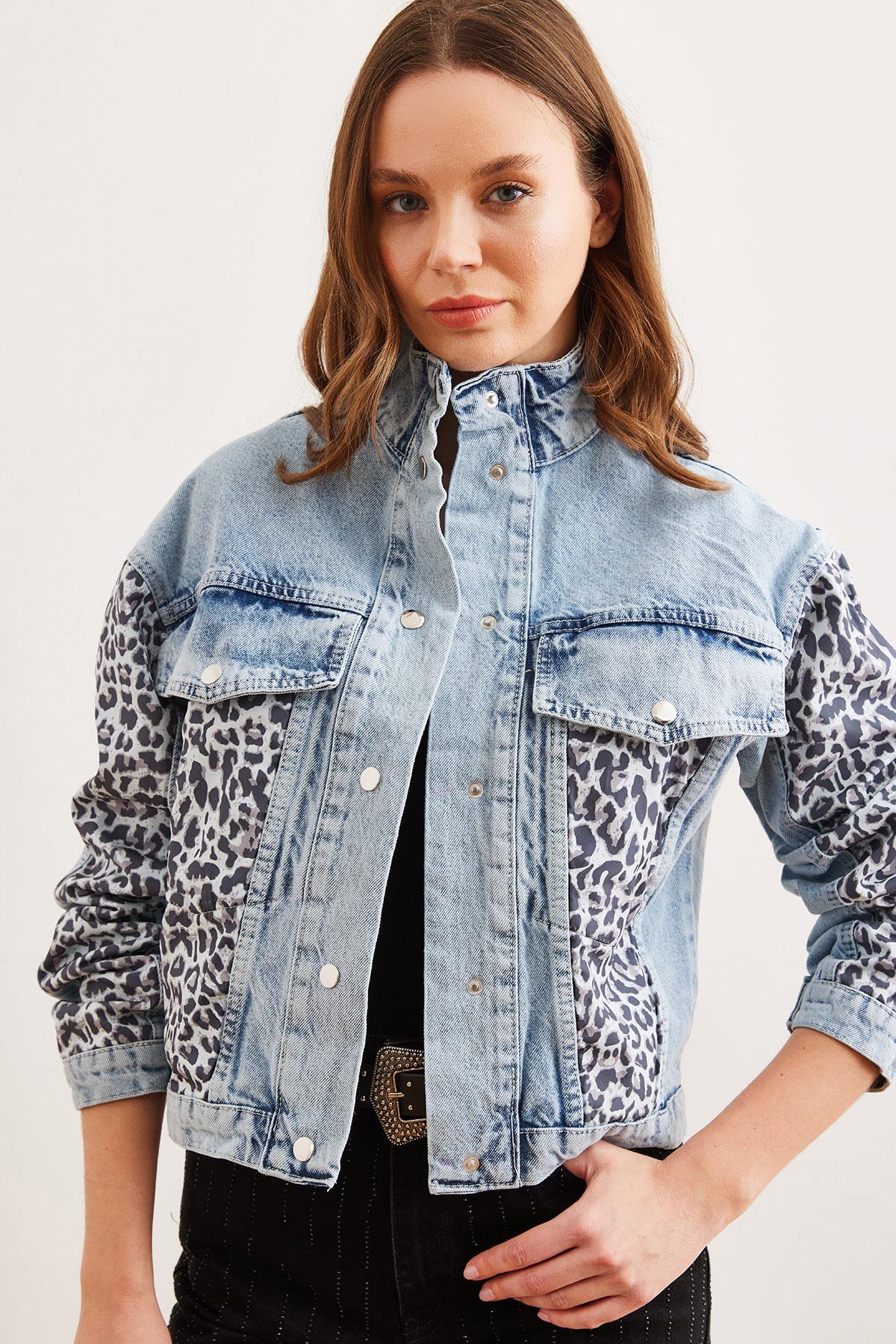 Cep Kapaklı Leopar Detaylı Premium Denim Ceket Mavi