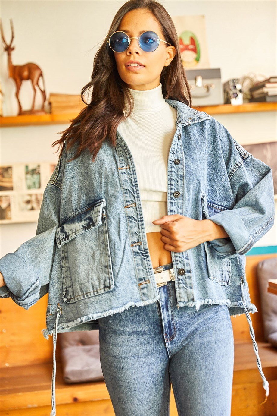 Cepli Altı Büzgülü Oversize Denim Ceket Mavi Kar Yıkamalı