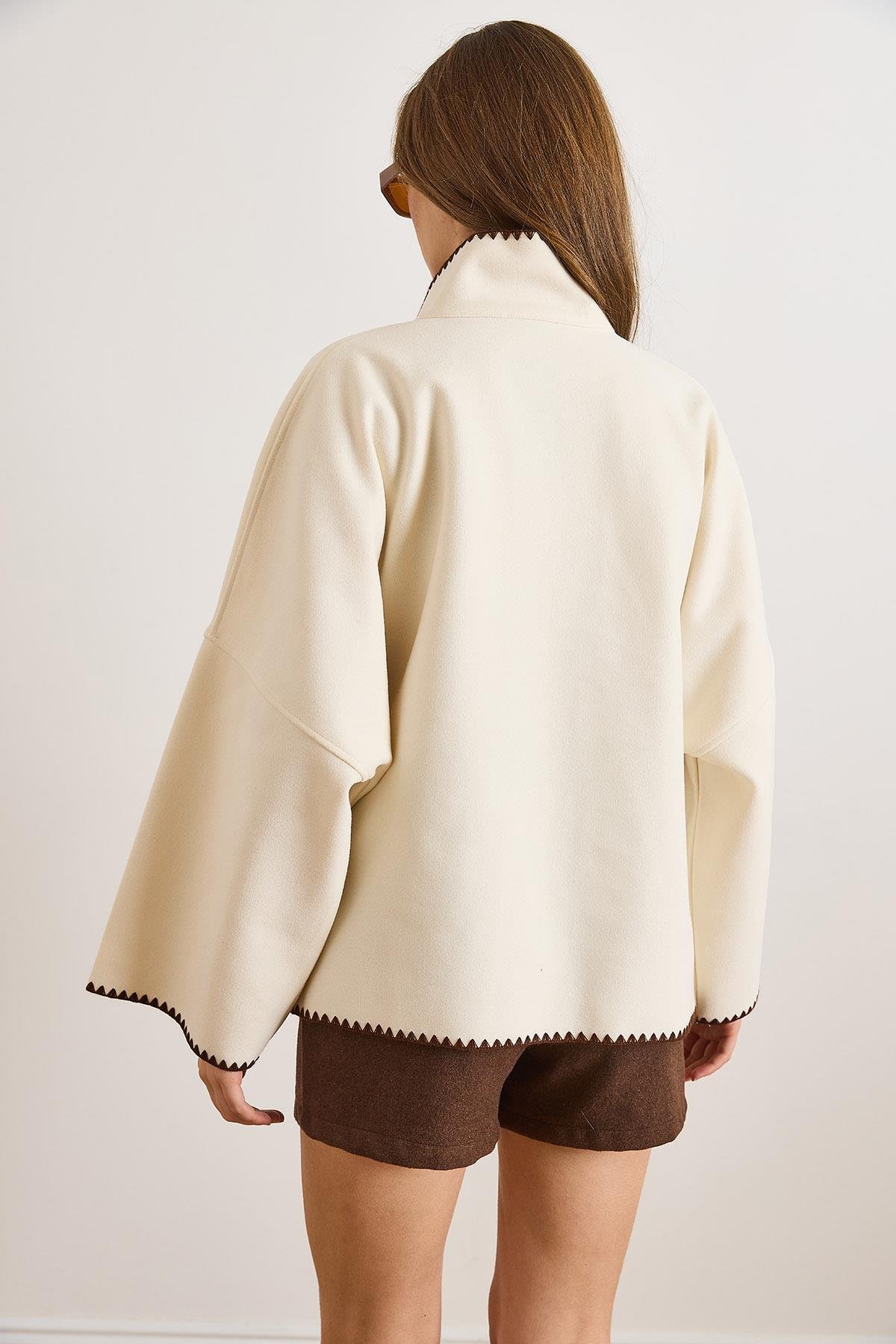Cepli Çoban Dikişli Astarsız Oversize Kaşe Ceket Ekru