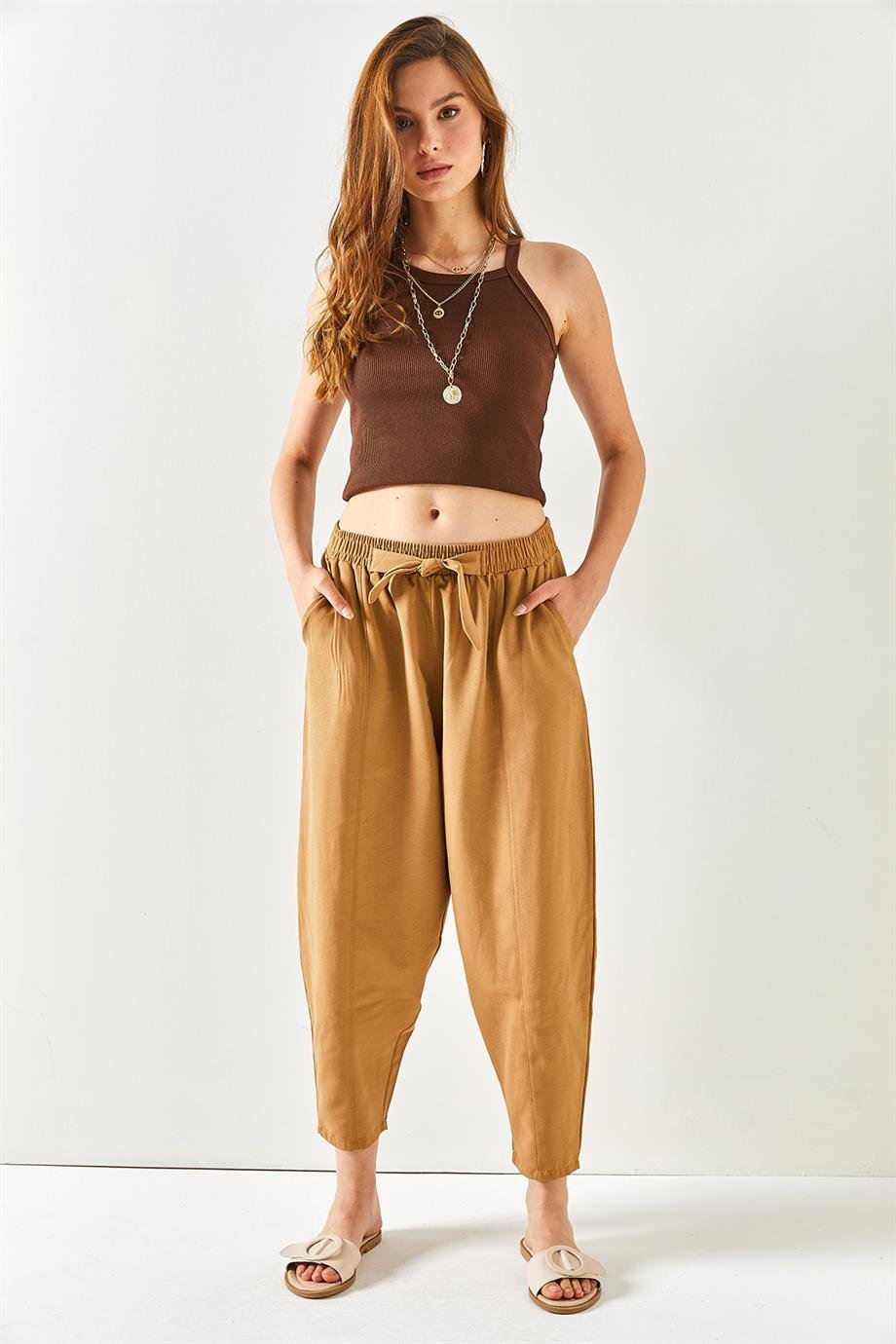 Cepli Dikiş Detaylı Keten Şalvar Pantolon Camel