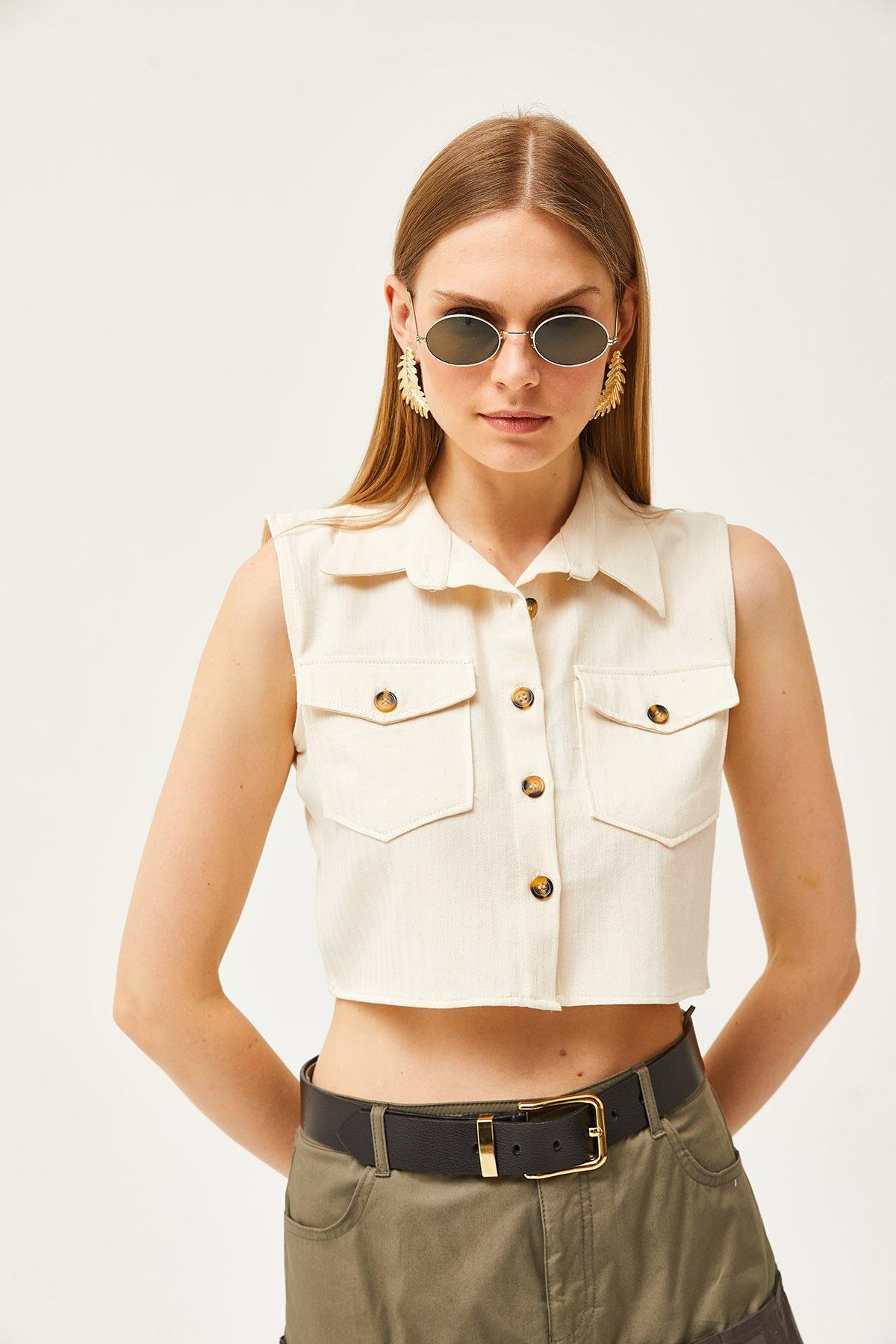 Cepli Düğmeli Crop Gabardin Gömlek Taş