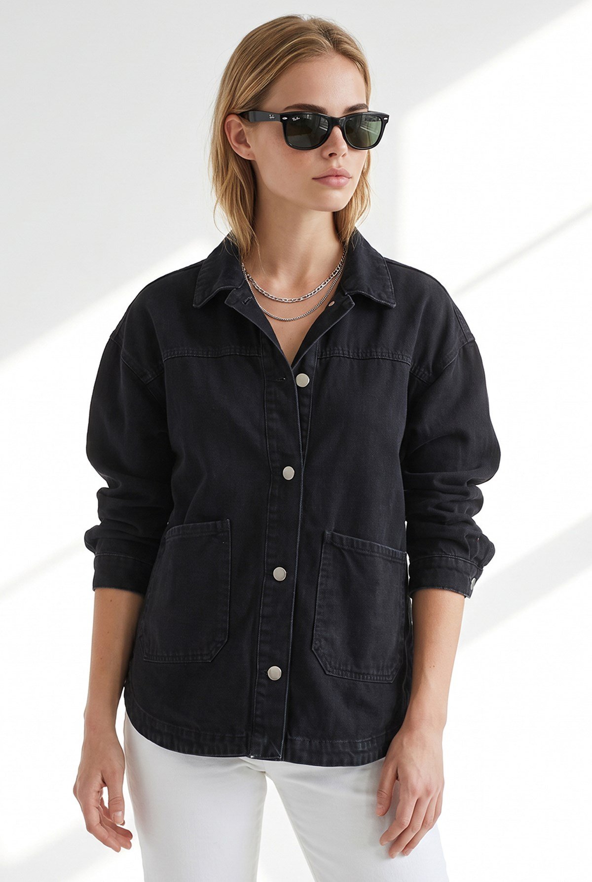 Cepli Düğmeli Denim Ceket Siyah