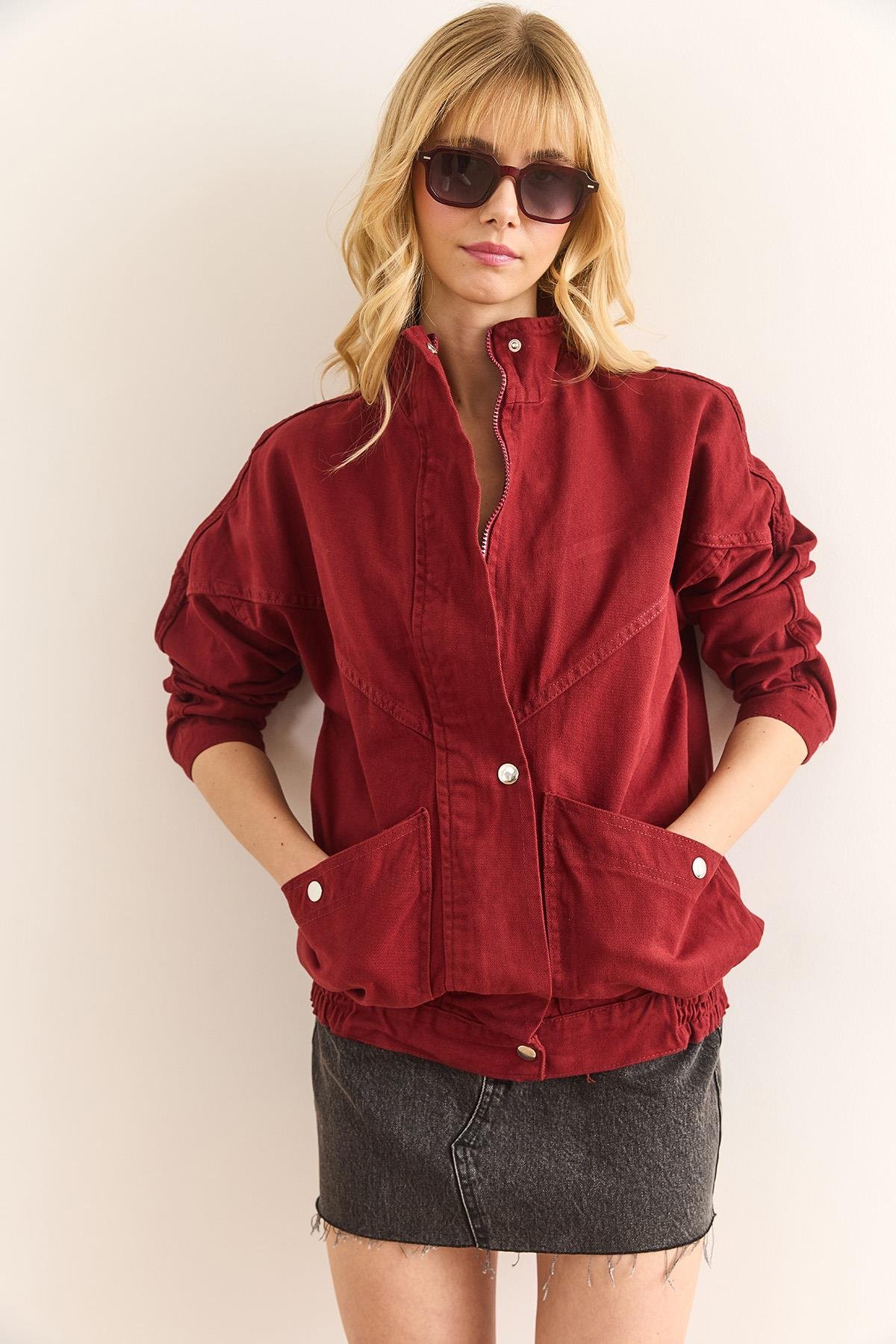 Cepli Fermuarlı Çıtçıtlı Uzun Denim Ceket Bordo