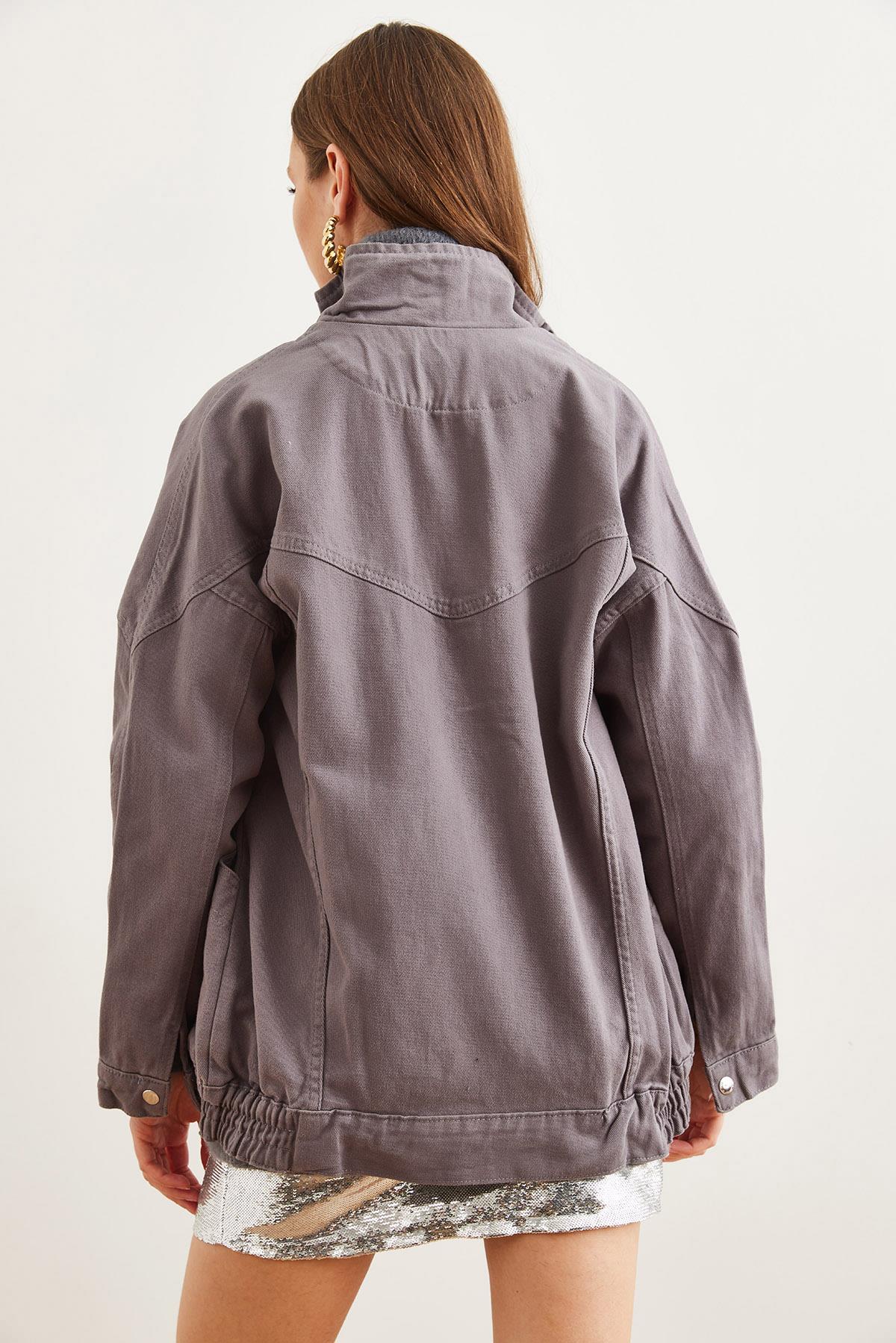 Cepli Fermuarlı Çıtçıtlı Uzun Denim Ceket Gri