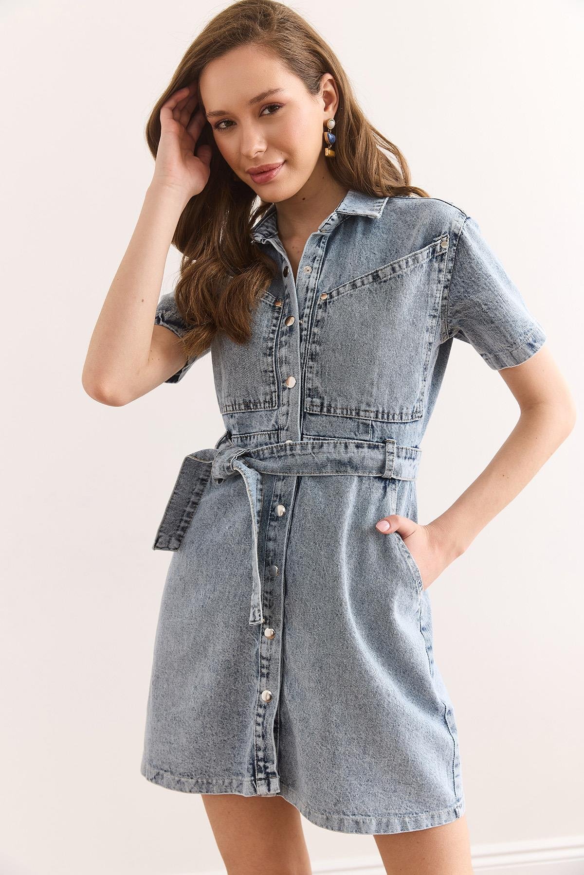 Cepli Kuşaklı Mini Denim Elbise Açık Mavi