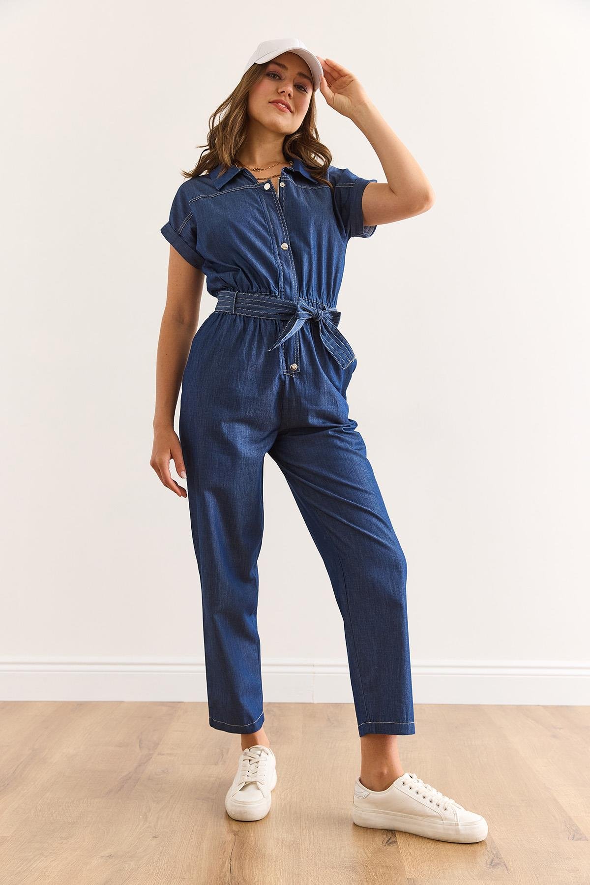 Cepli Kuşaklı Yarasa Model Denim Tulum Mavi
