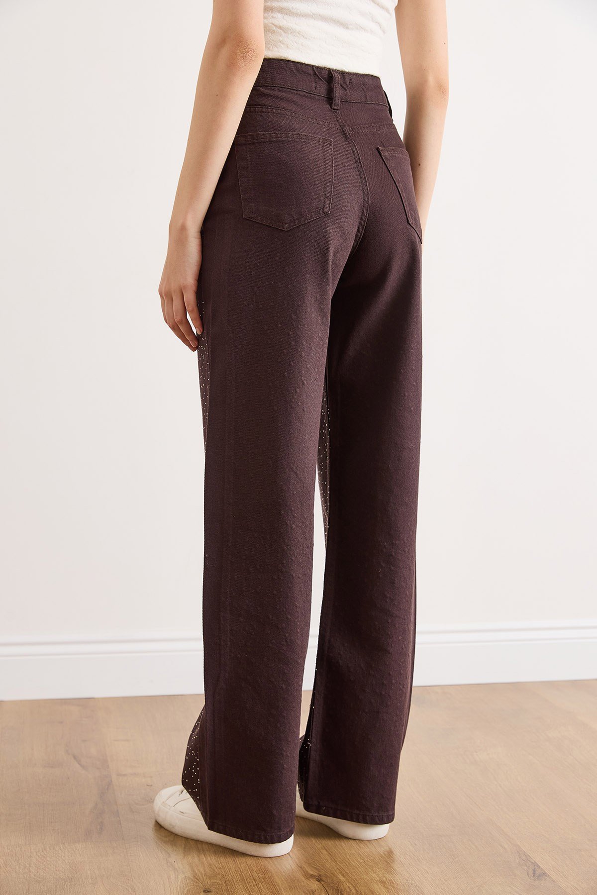 Cepli Önü Taş Detaylı Wide Leg Denim Pantolon Kahverengi