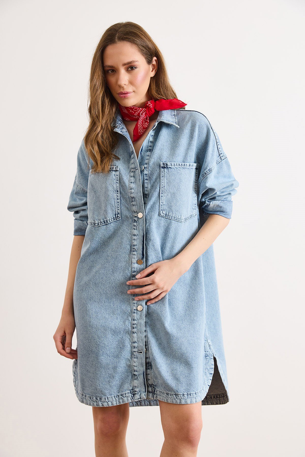 Cepli Oversize Yıkanmış Denim Tunik Elbise Açık Mavi