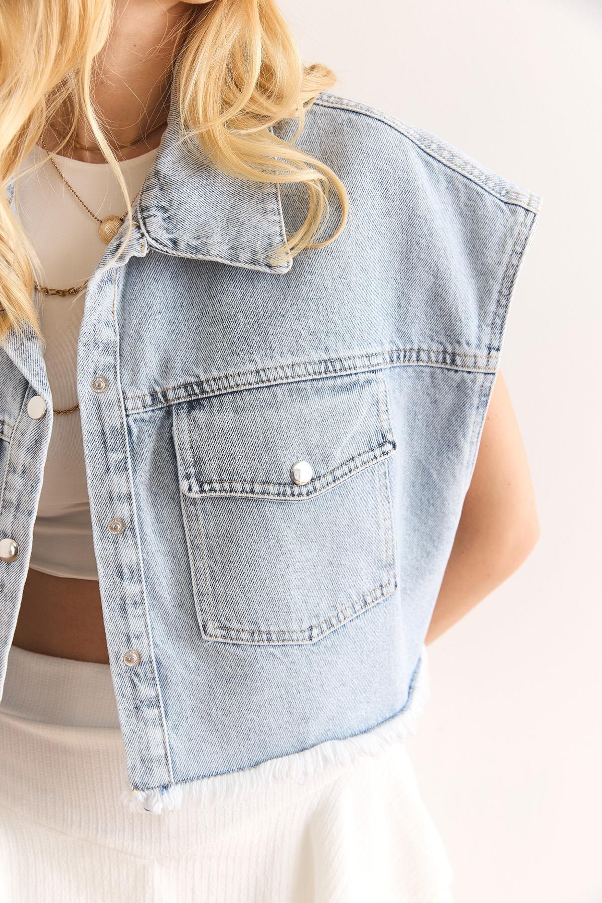 Cepli Püskül Detaylı Yarasa Crop Denim Yelek Mavi