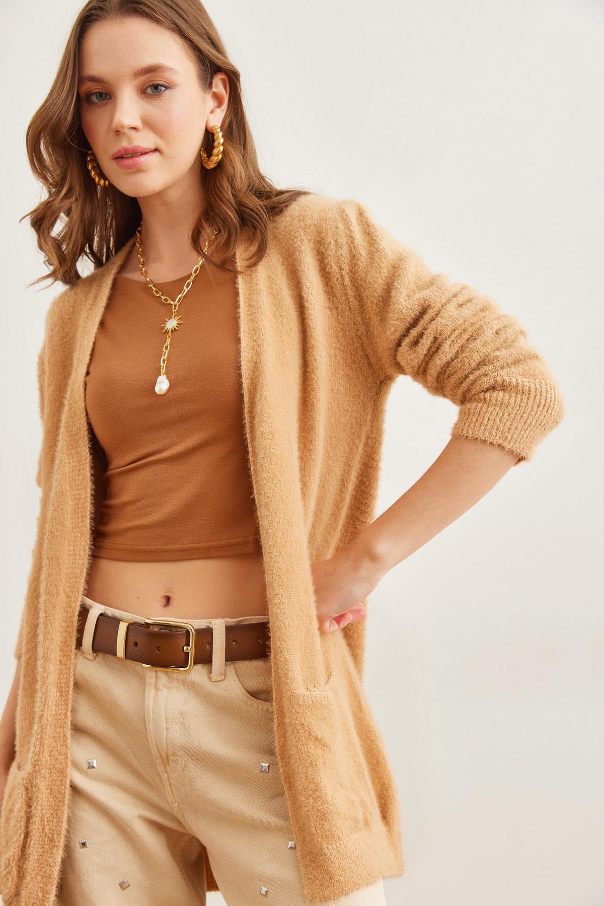 Cepli Yumuşak Dokulu Sakal Hırka Camel
