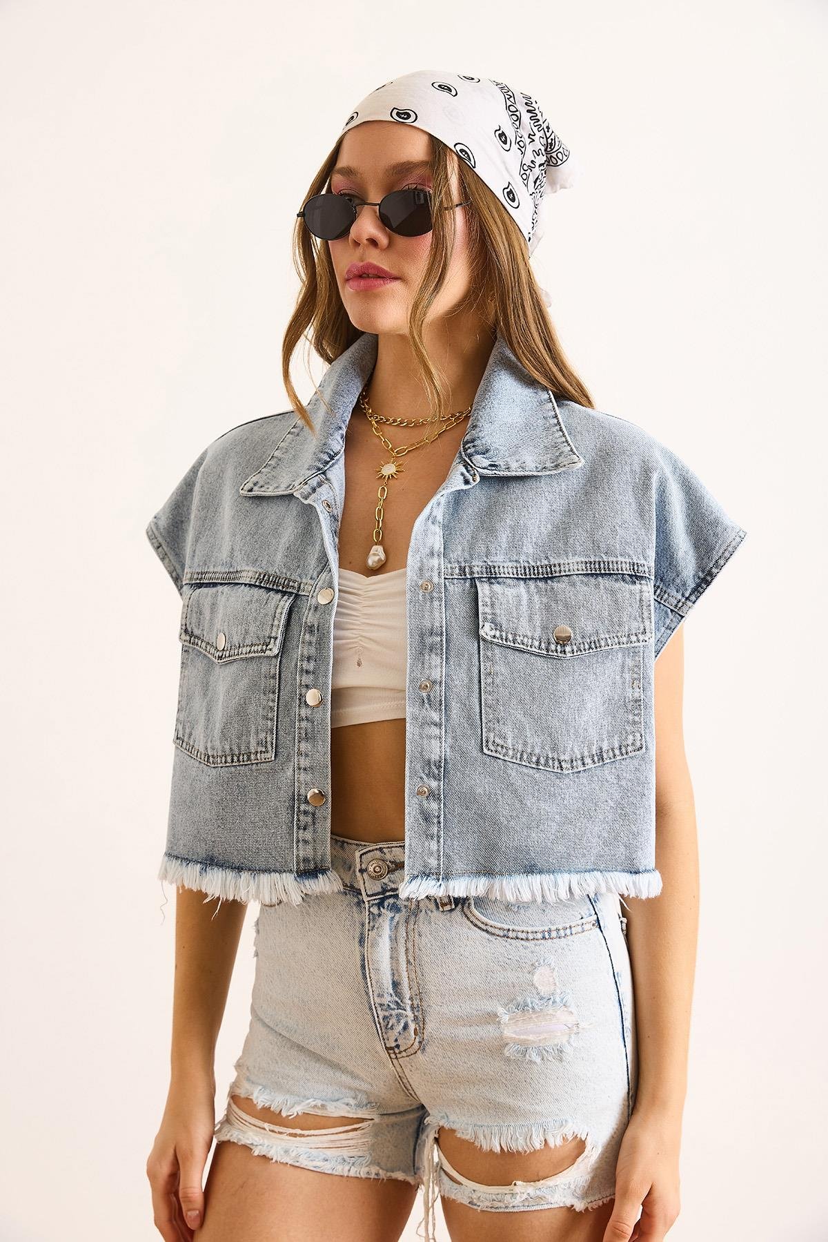 Çift Cepli Altı Püskülü Denim Yelek Mavi