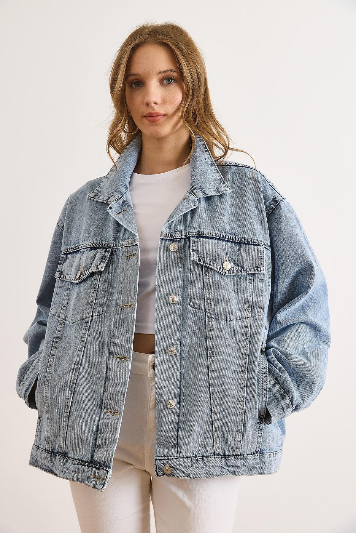 Çift Cepli Düğmeli Boyfriend Denim Ceket Açık Mavi