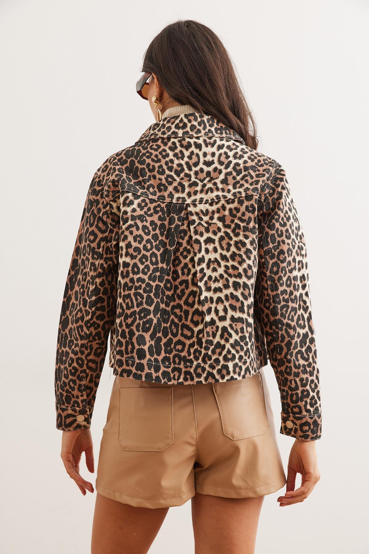 Çift Cepli Leopar Gabardin Crop Ceket Kahverengi