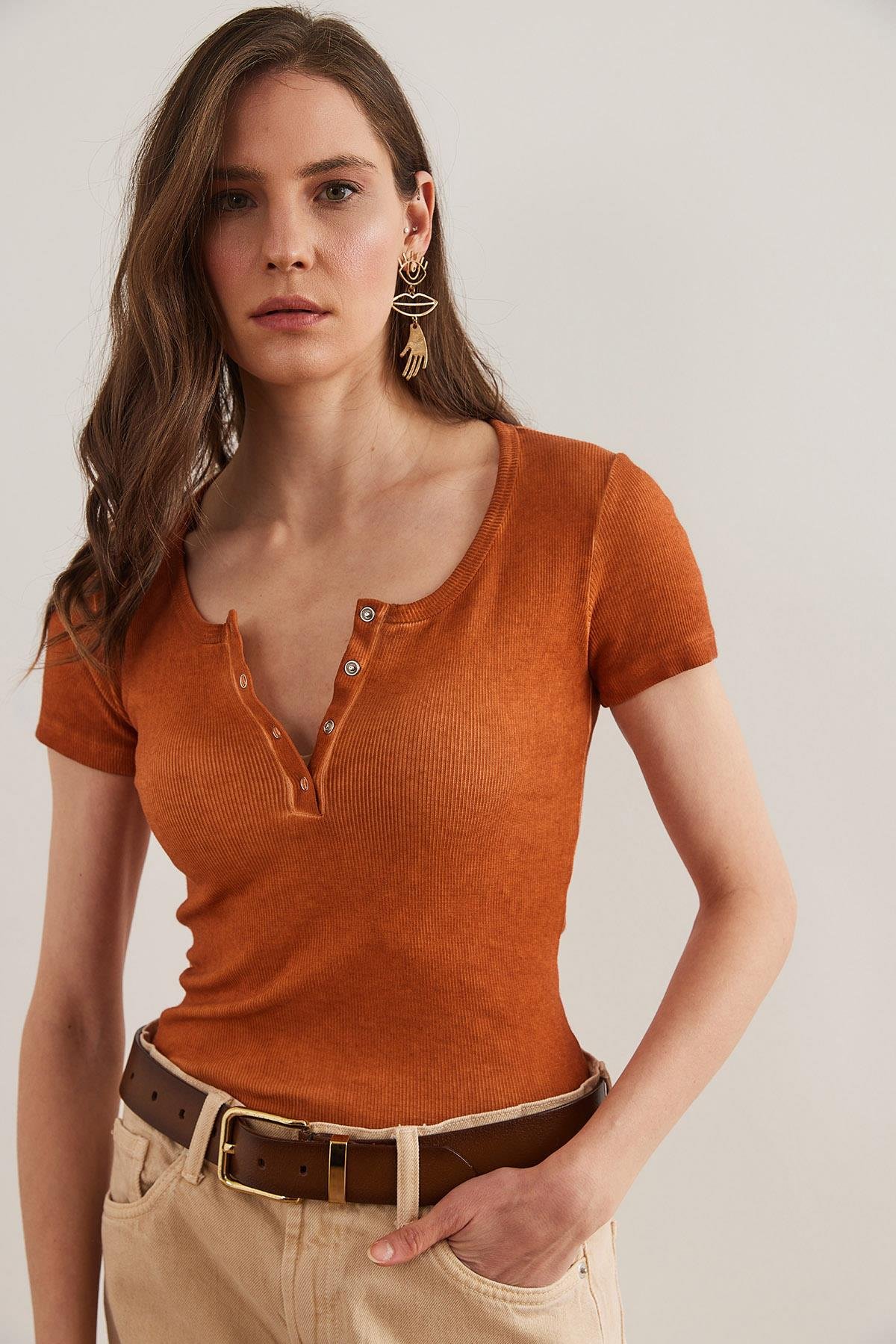 Çıtçıtlı Kaşkorse Bluz Yıkamalı Taba