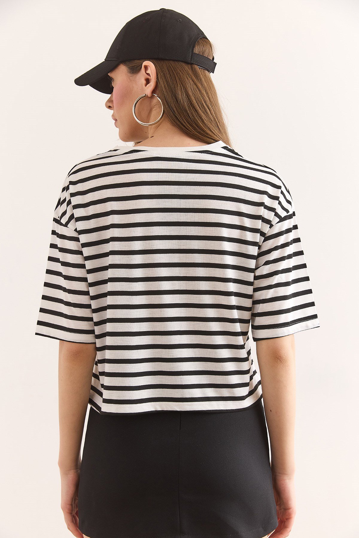 Çizgili Crop Tişört Beyaz