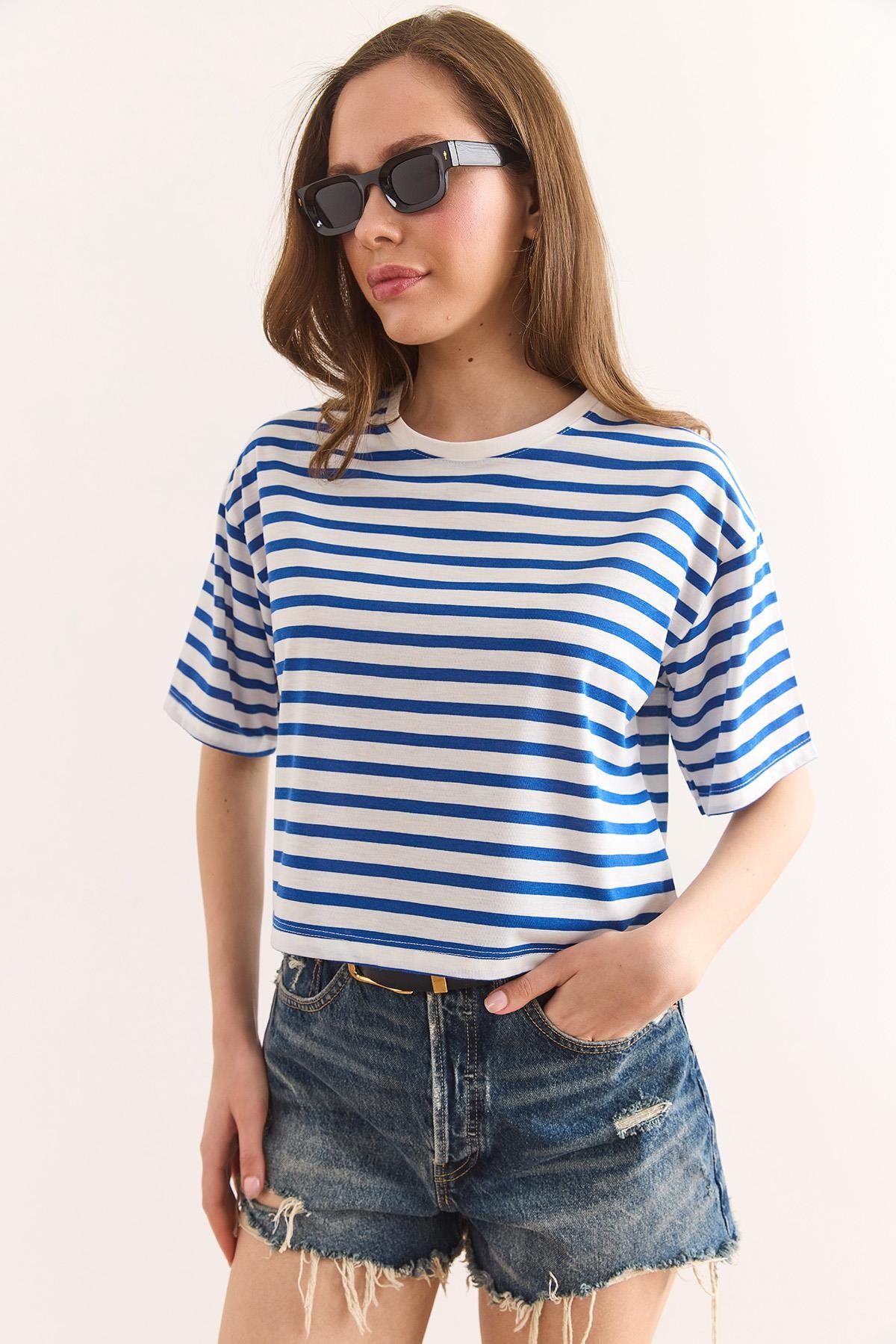 Çizgili Crop Tişört Saks Mavi