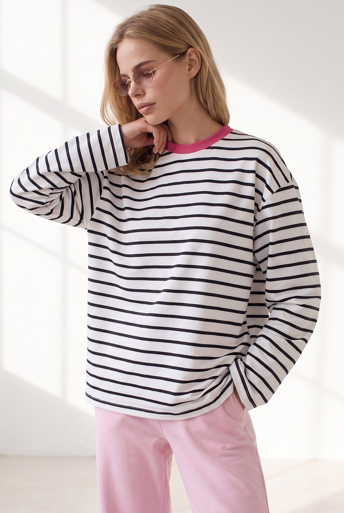 Çizgili İspanyol Kol İnce Sweatshirt Beyaz Siyah