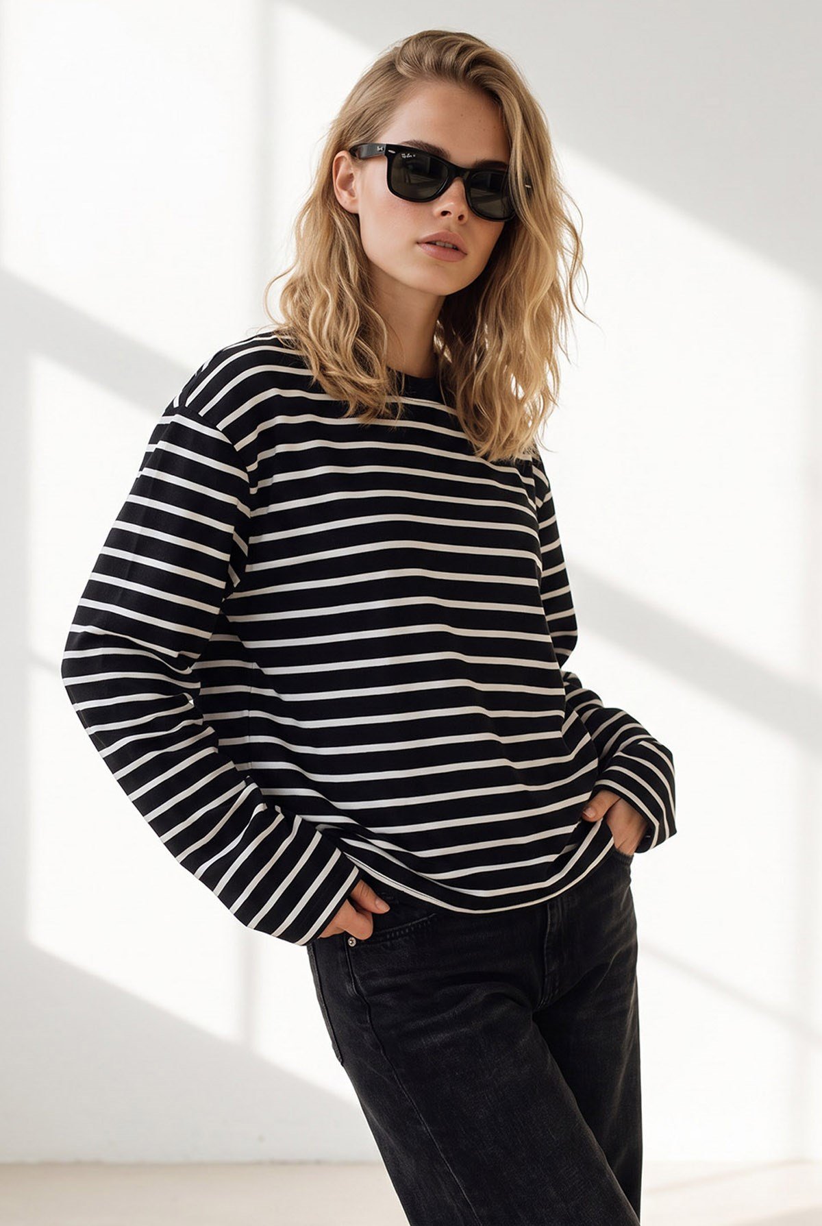 Çizgili İspanyol Kol İnce Sweatshirt Siyah Beyaz