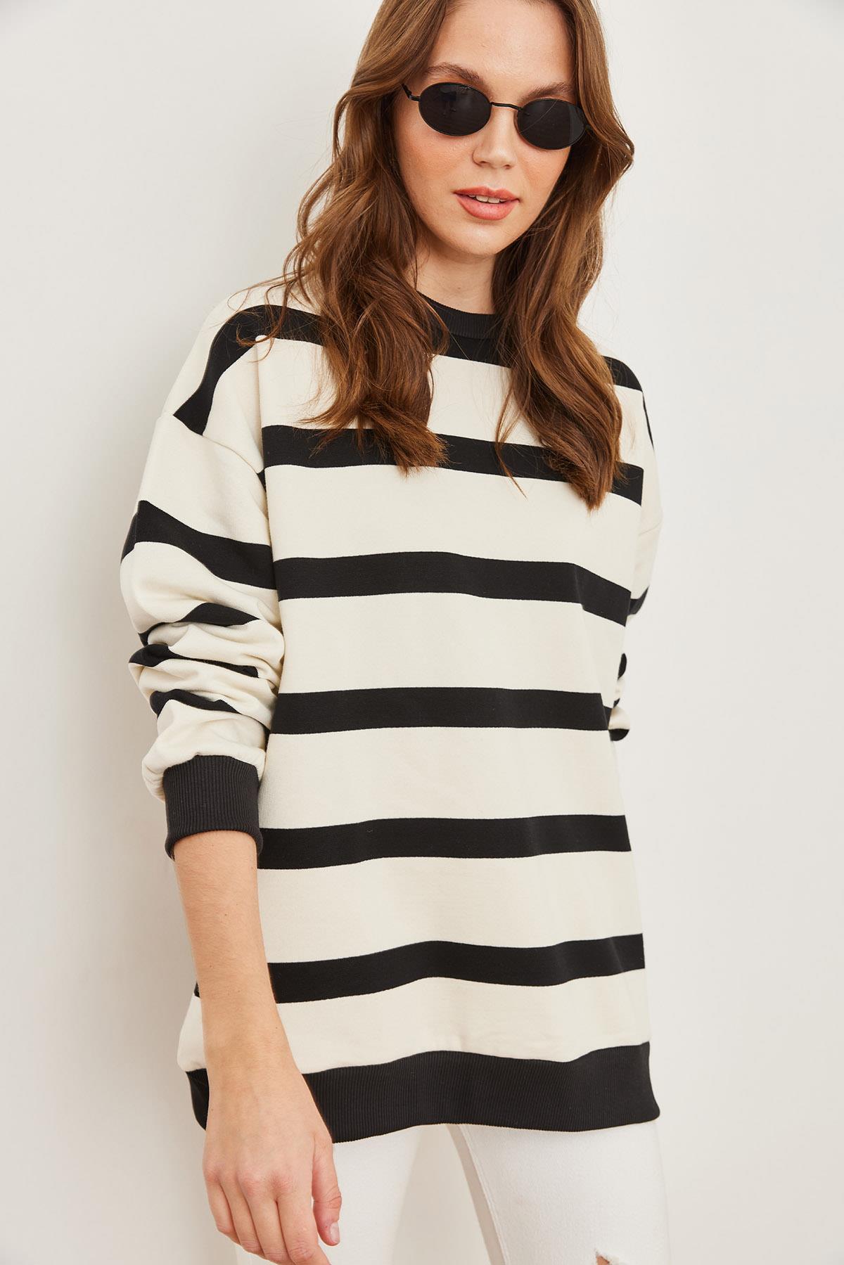 Çizgili Oversize Şardonlu Kalın Sweatshirt Ekru Siyah