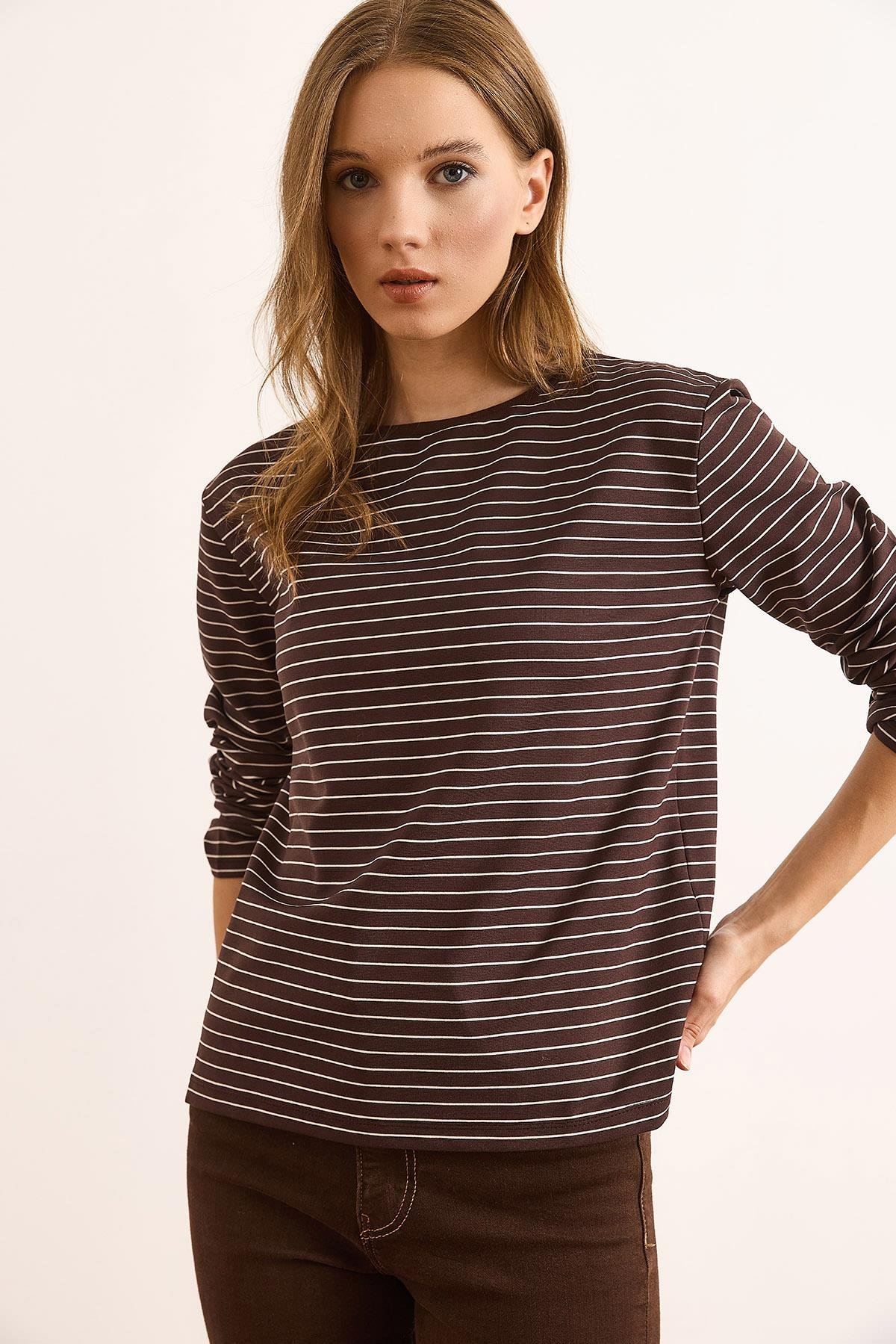 Çizgili Yumuşak Dokulu Basic Sweatshirt Kahverengi