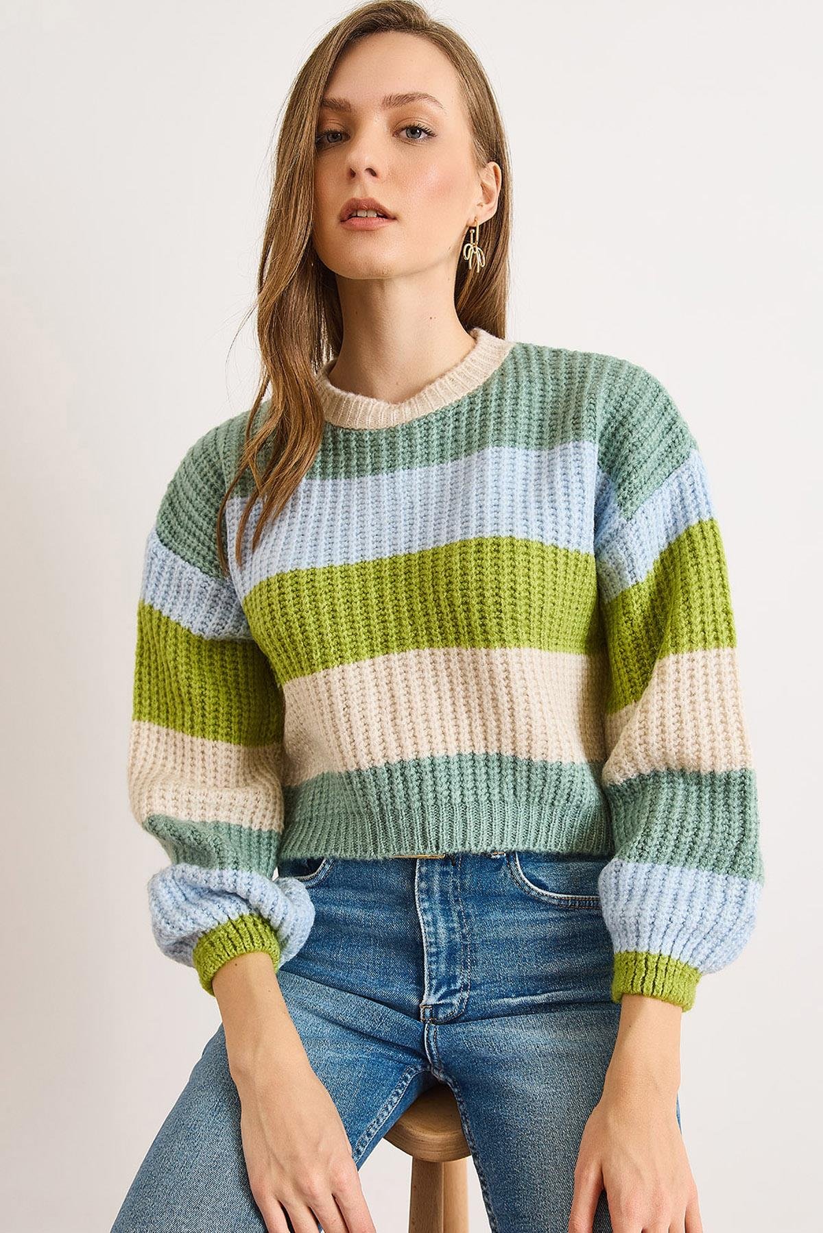 Çizgili Yumuşak Dokulu Crop Triko Kazak Mint Yeşili