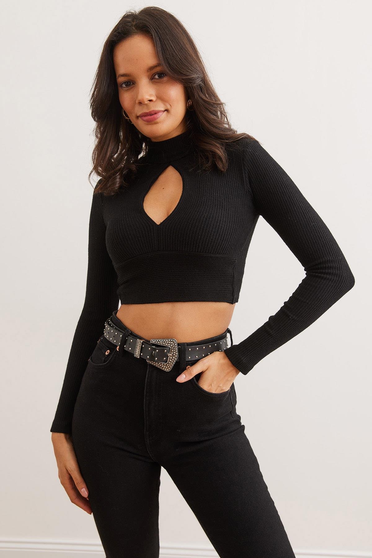 Damla Detaylı Yumuşak Dokulu Crop Bluz Siyah