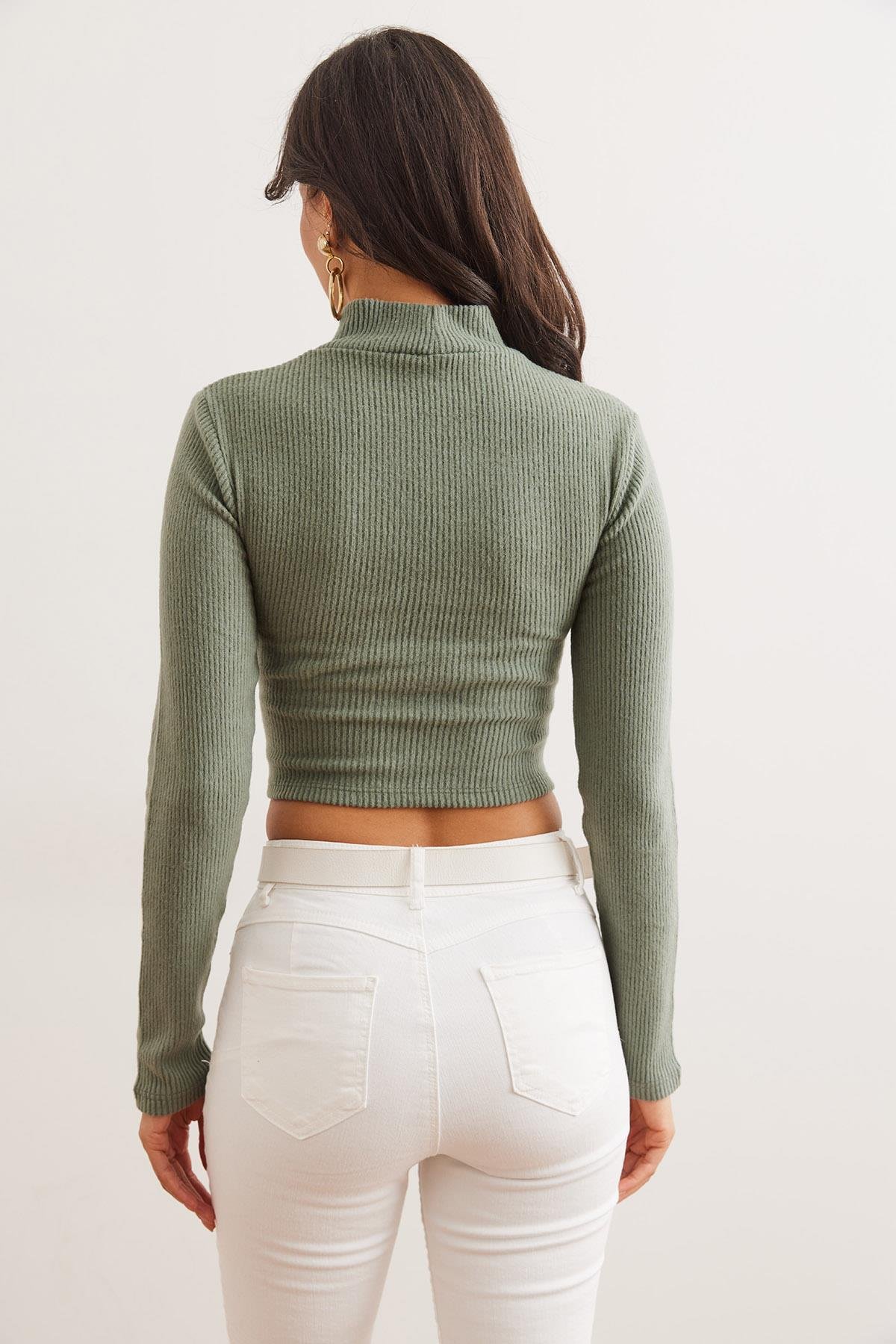 Damla Detaylı Yumuşak Dokulu Crop Bluz Çağla Yeşili