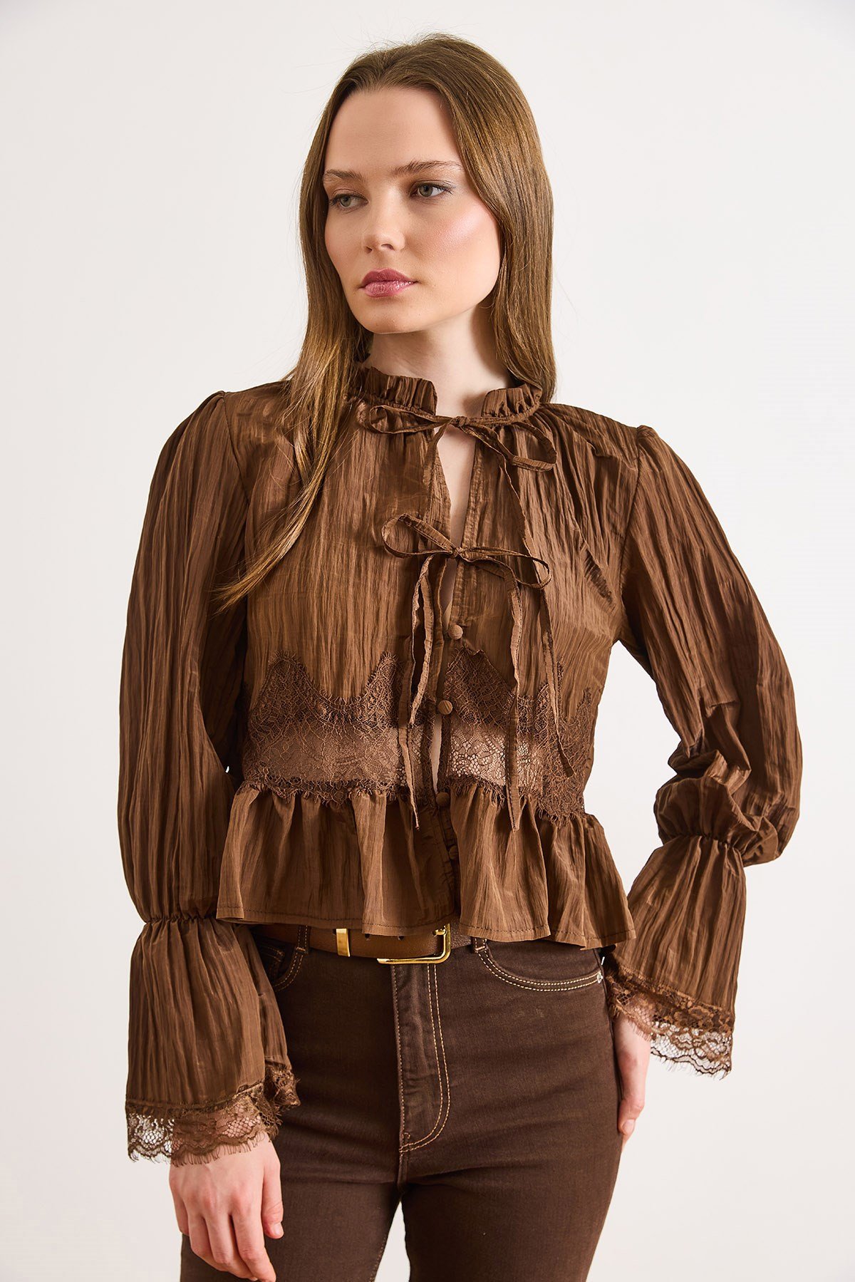Dantel Detaylı Dokulu Boho Bluz Kahverengi