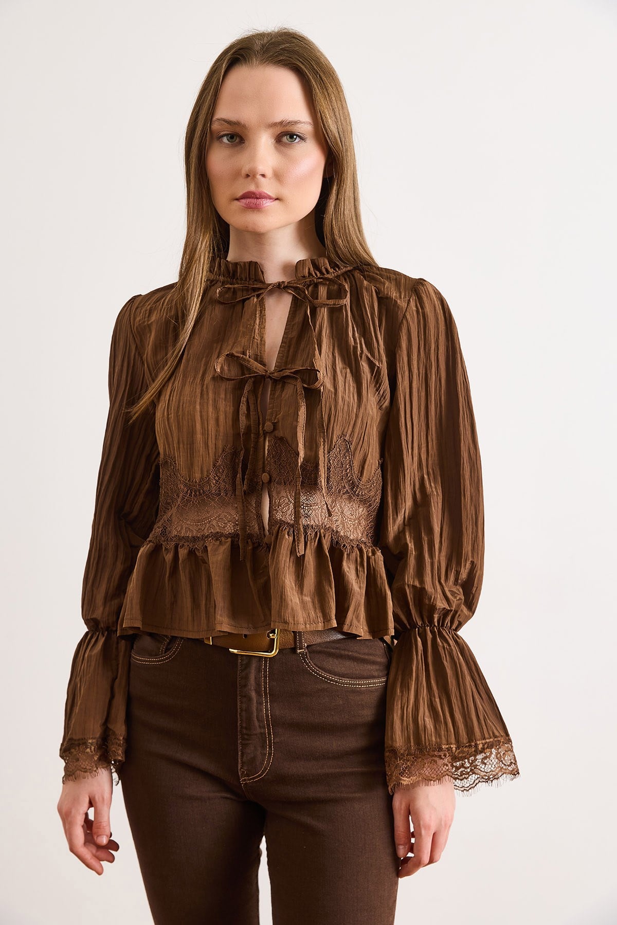 Dantel Detaylı Dokulu Boho Bluz Kahverengi