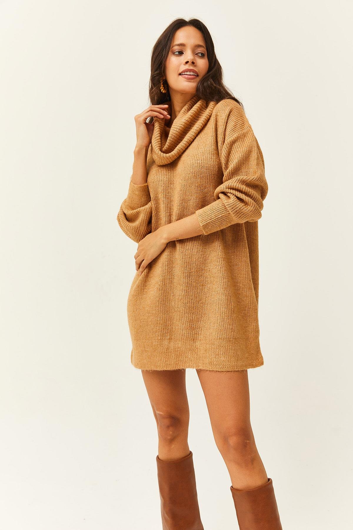 Degaje Yaka Yumuşak Dokulu Triko Tunik Elbise Camel