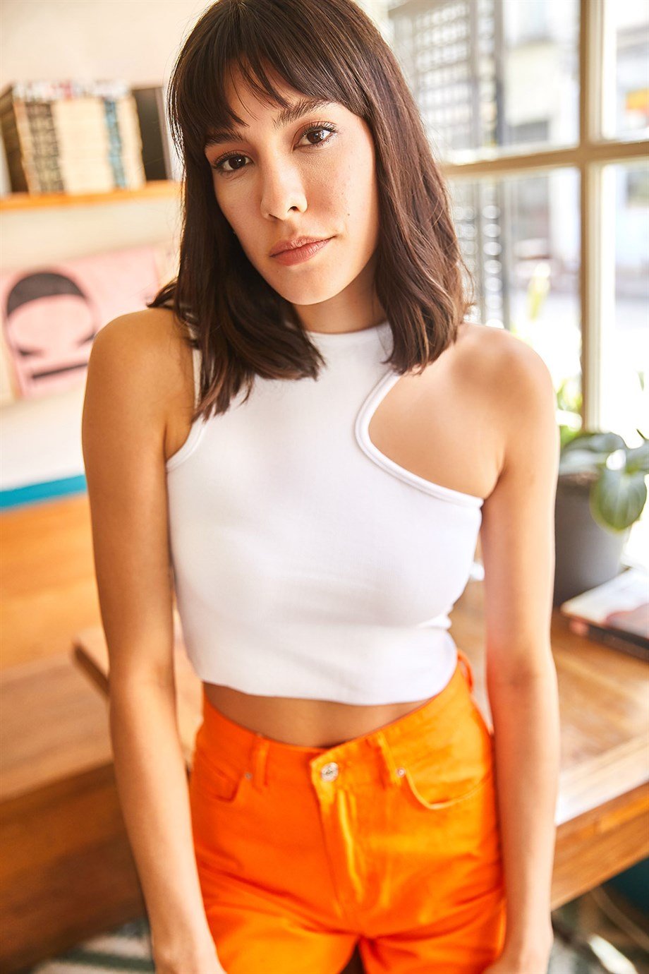 Dekolteli Crop Triko Bluz Beyaz