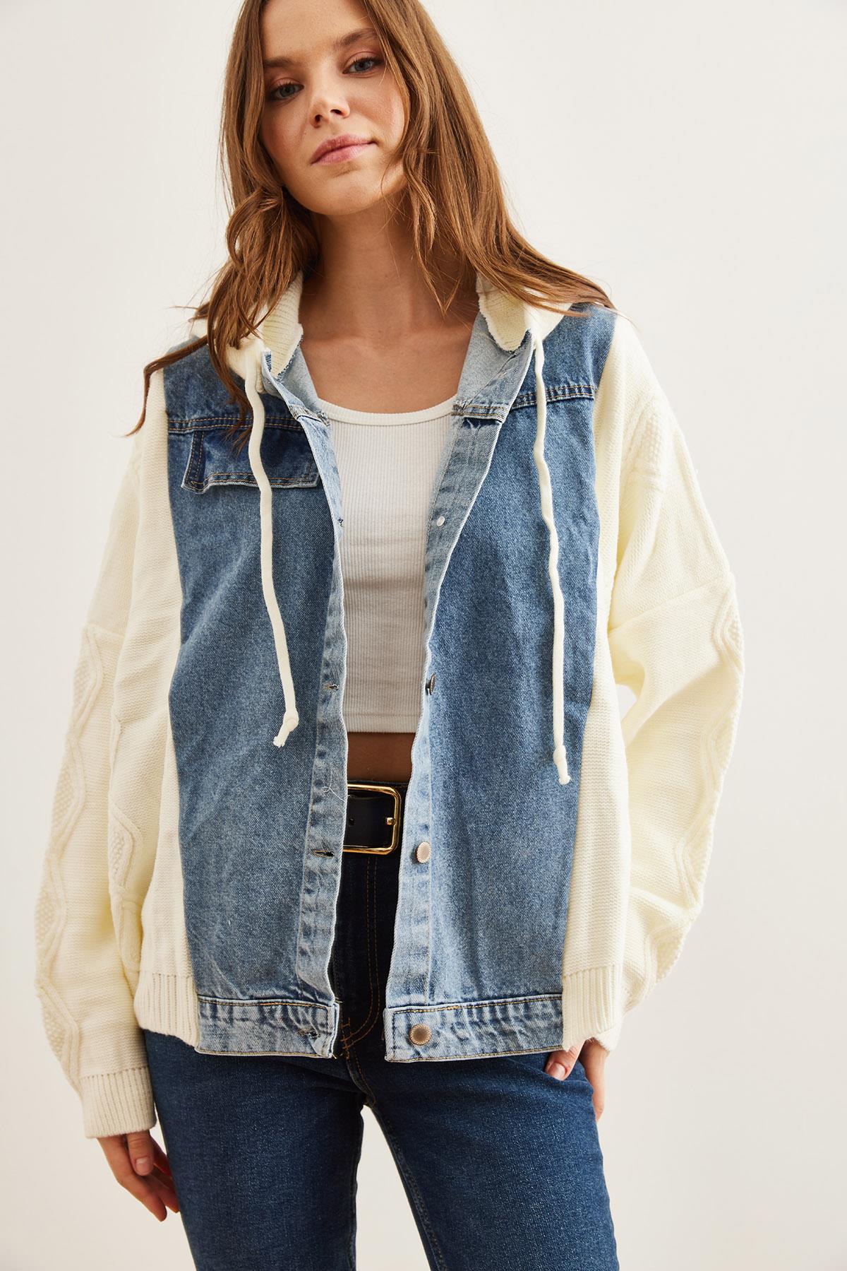 Denim Detaylı Kapüşonlu Triko Hırka Ekru mavi